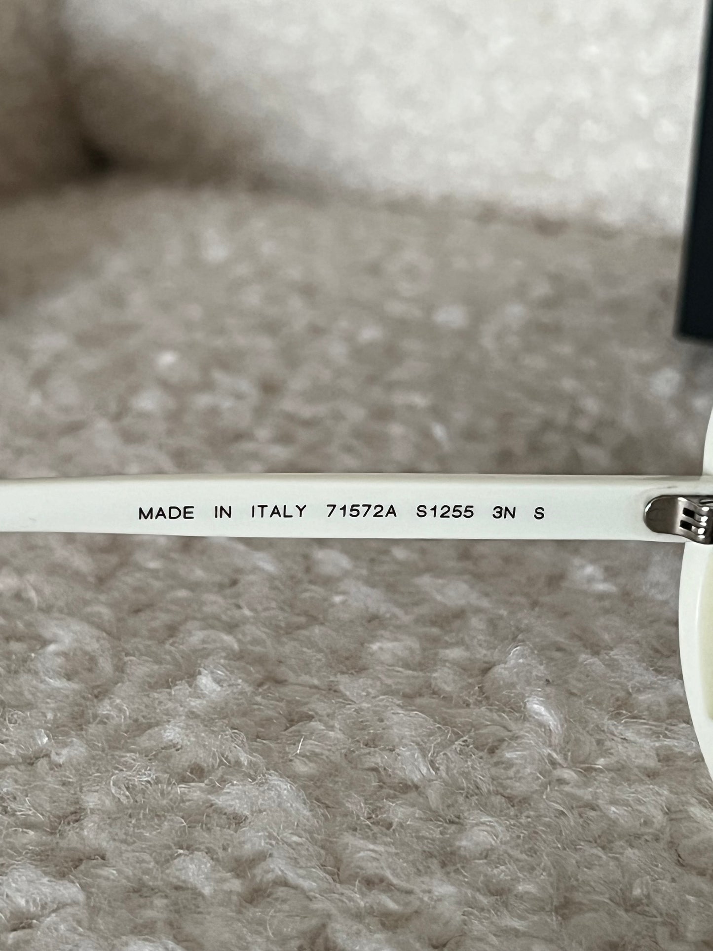 Pre-owned CHANEL Camelia sunglasses