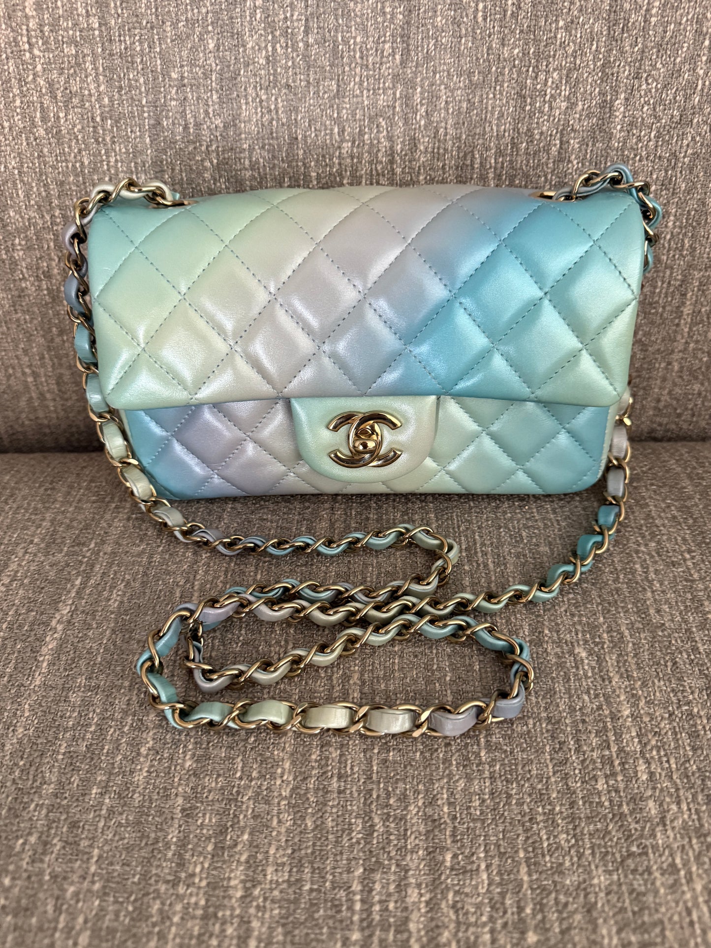 Pre-owned CHANEL mini classic flap limited edition with dustbag and box