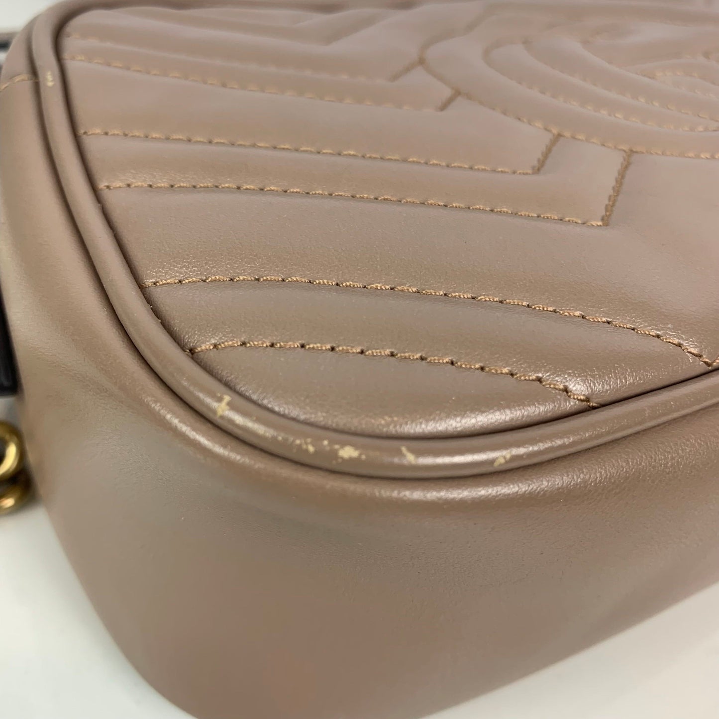 Pre-owned GUCCI Marmont beige leather with box and dustbag