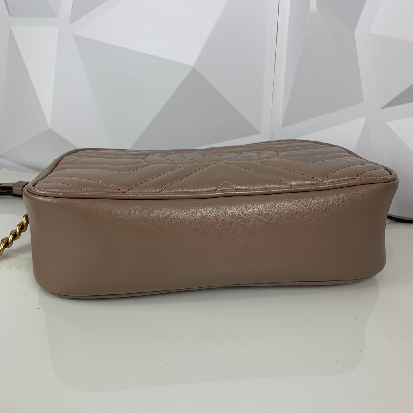 Pre-owned GUCCI Marmont beige leather with box and dustbag