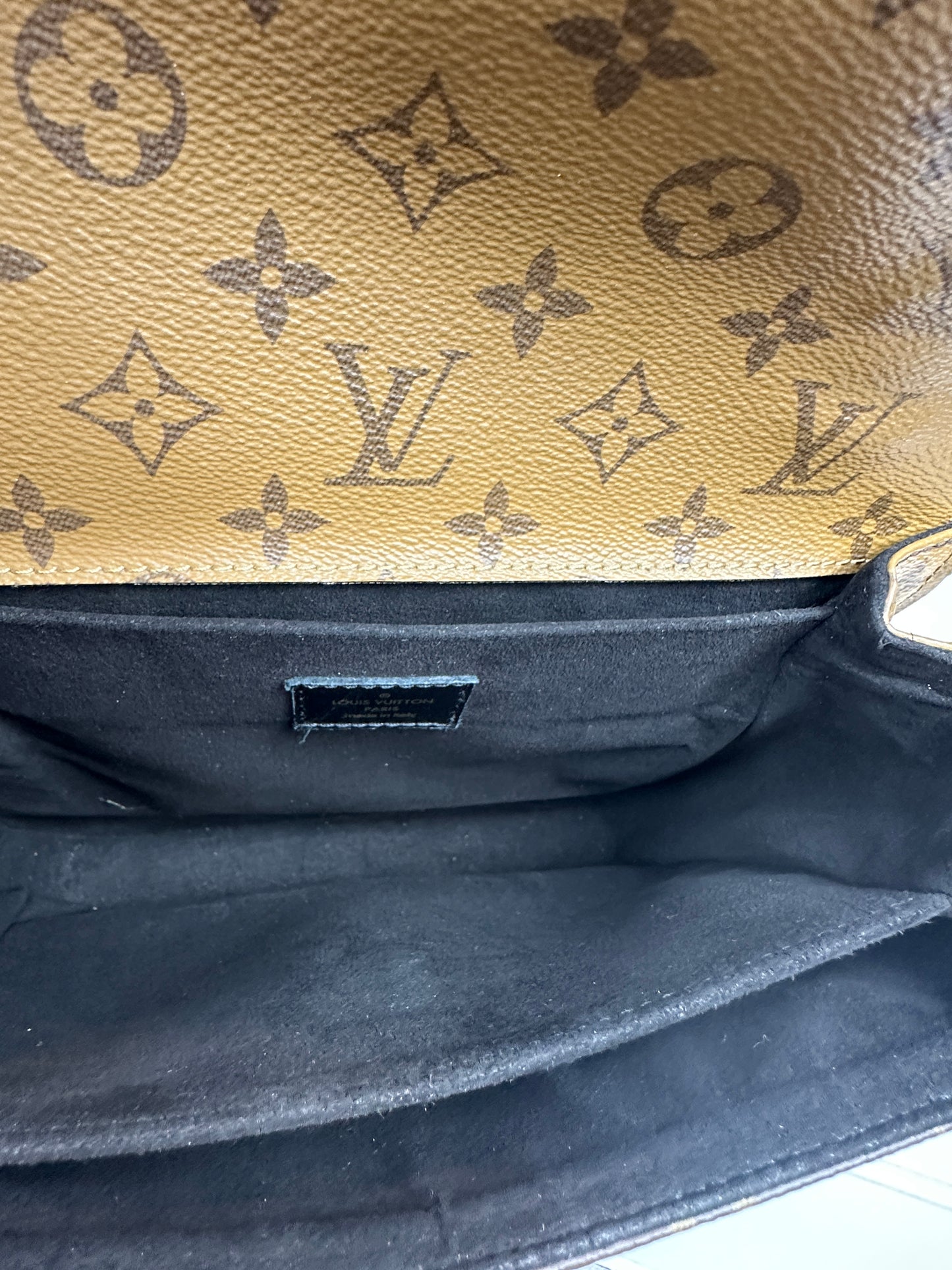 Pre-owned LOUIS VUITTON Pochette Metis Monogram Reverse canvas _ 245M