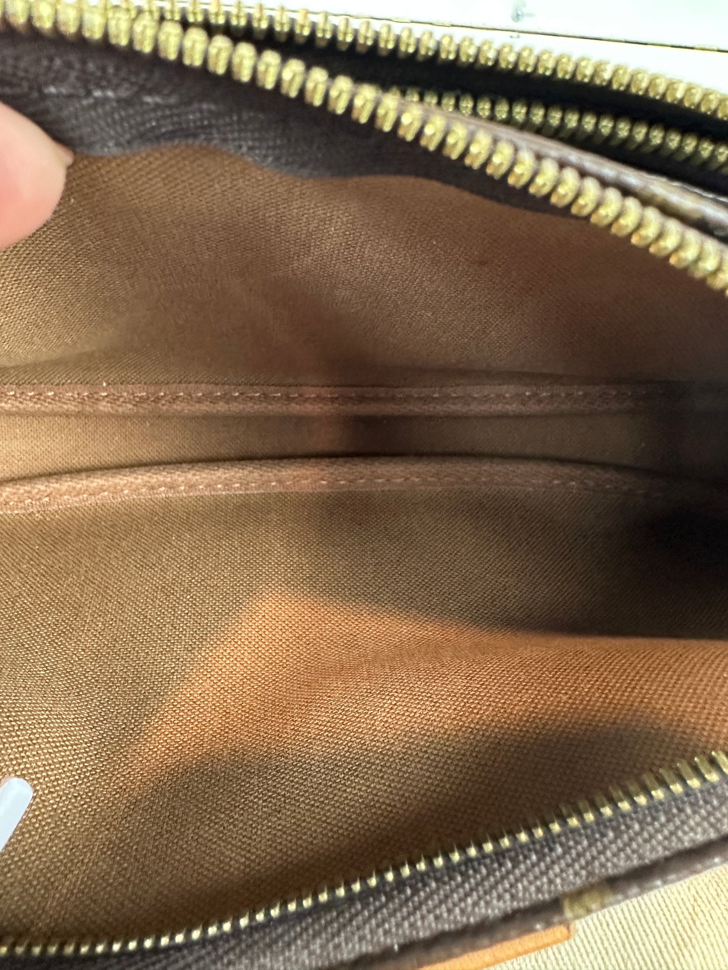 Pre-owned LOUIS VUITTON Multi Pochette Accessoires Monogram Canvas Pink strap _ 243