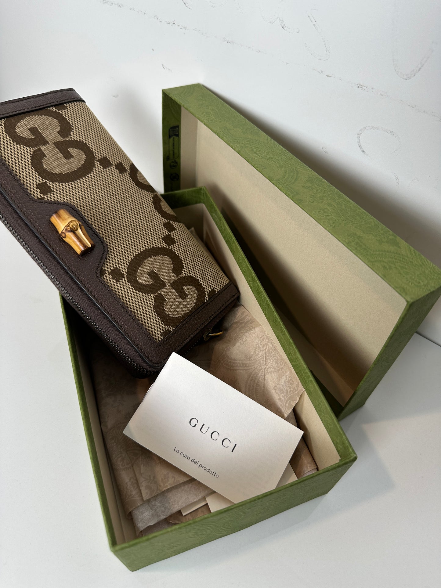 Pre-owned GUCCI Diana Wallet