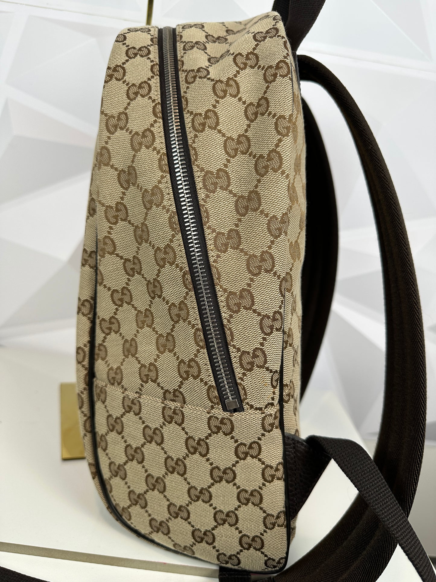 Pre-owned GUCCI Ophidia Backpack with dustbag