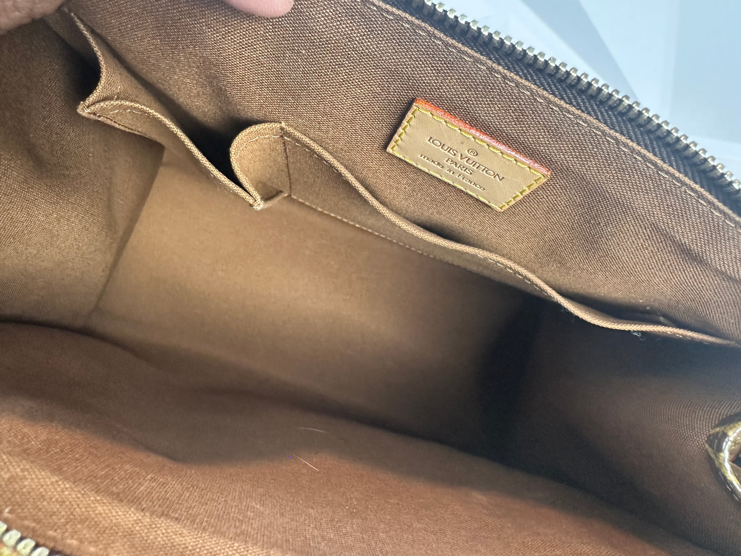 Pre-owned LOUIS VUITTON Popincourt Tote Monogram