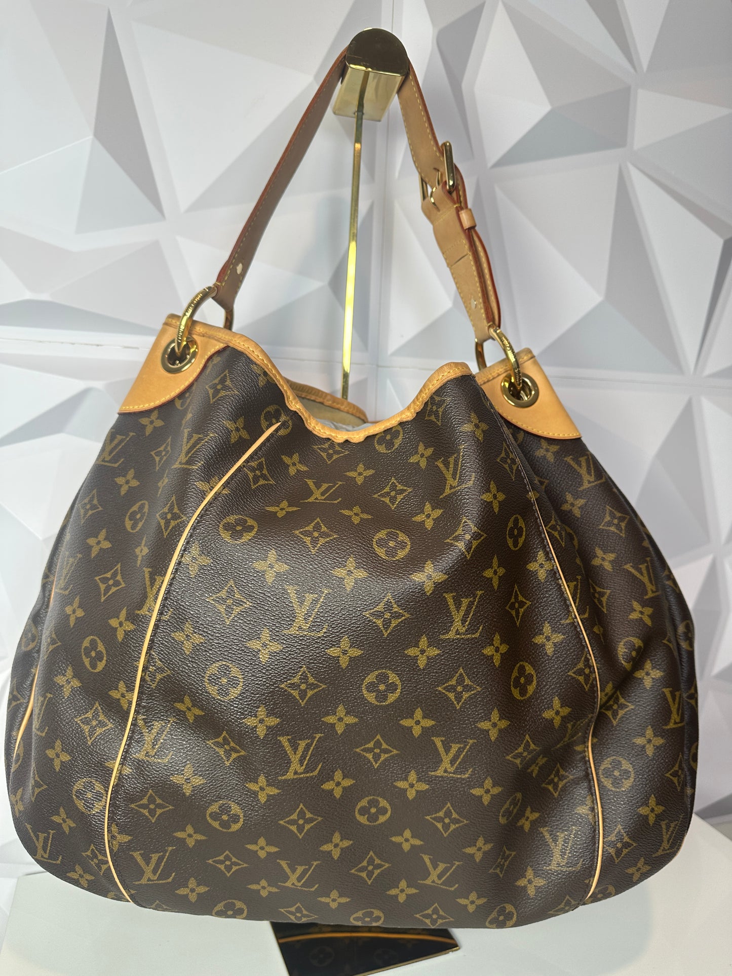 Pre-owned LOUIS VUITTON Galliera Monogram