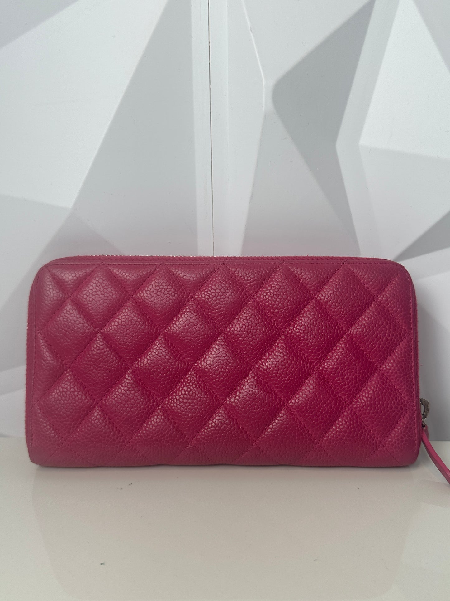 Pre-owned CHANEL Caviar Medium Zip Around Wallet Pink with box