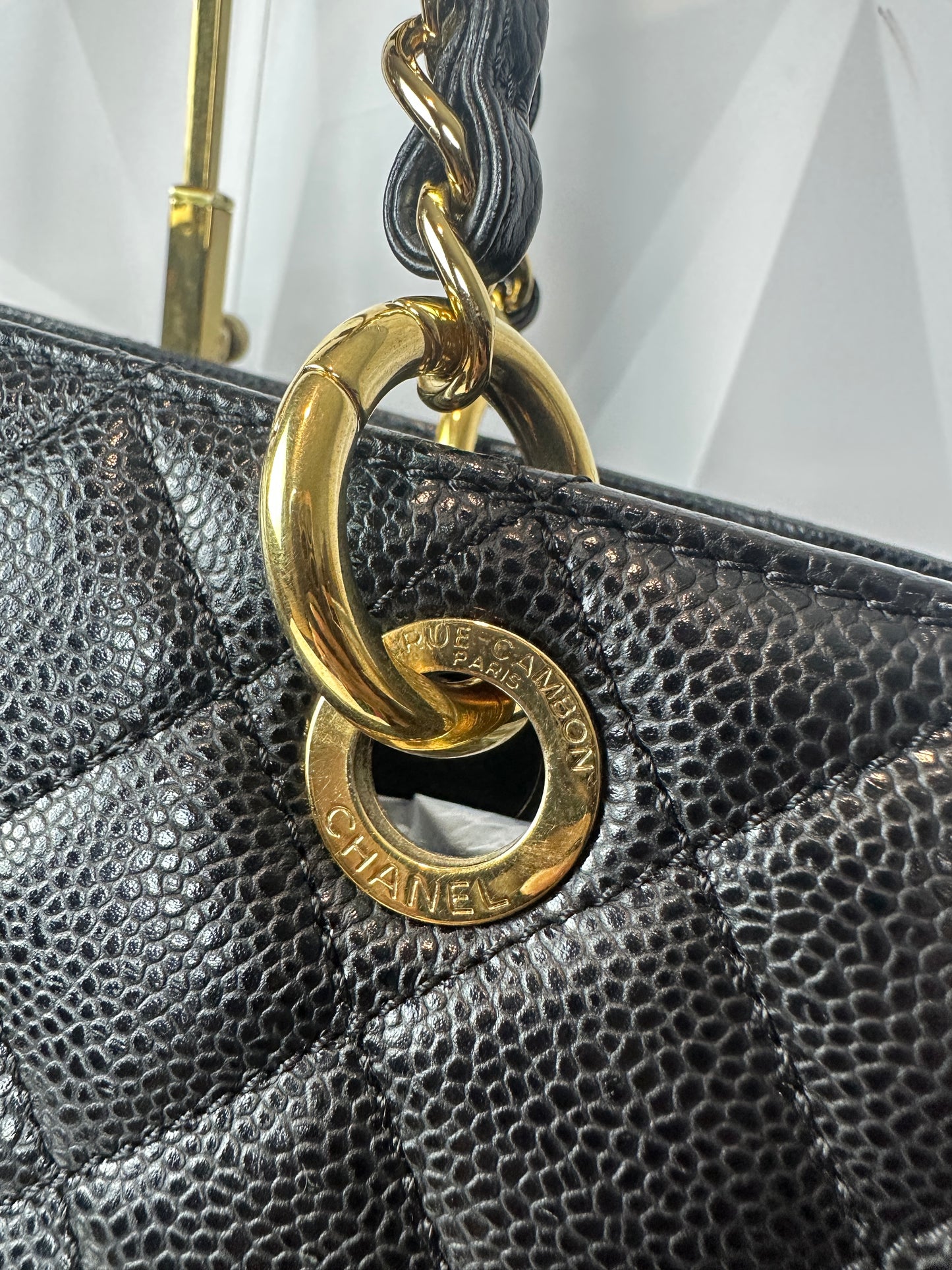 Pre-owned CHANEL Matelasse Chain Tote Black Caviar Leather