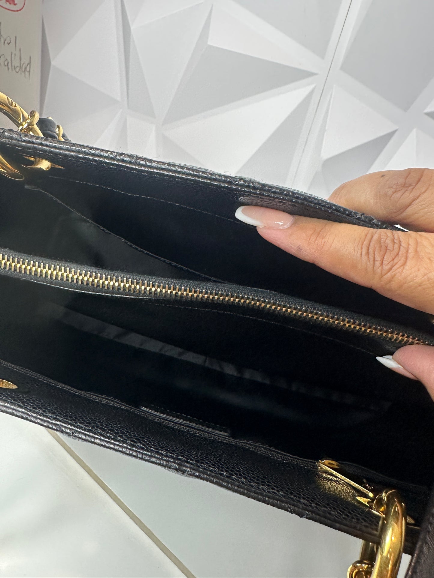 Pre-owned CHANEL Matelasse Chain Tote Black Caviar Leather