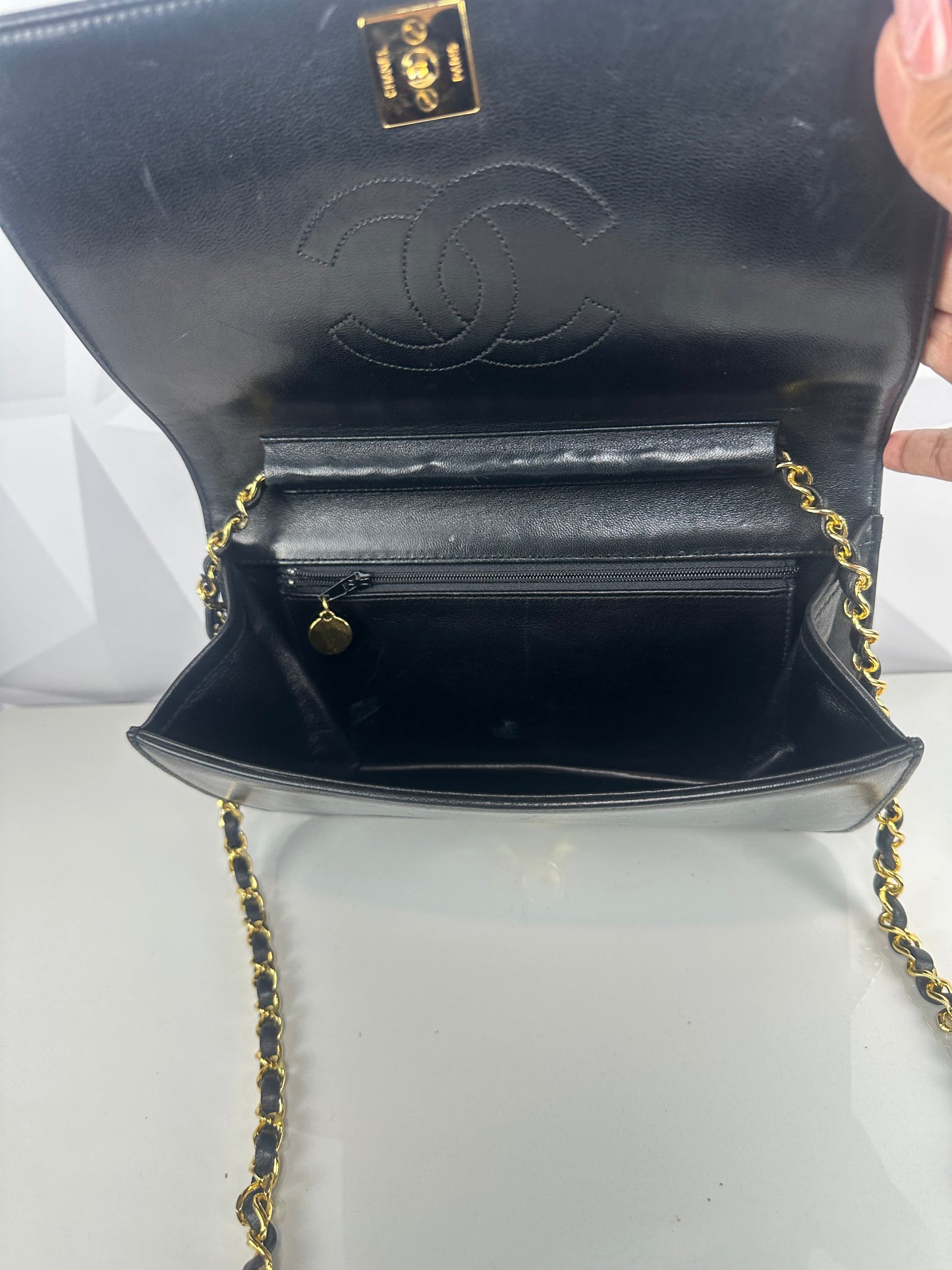 Pre owned CHANEL Lambskin Matelasse 24 Full Flap S chain Push Lock in black