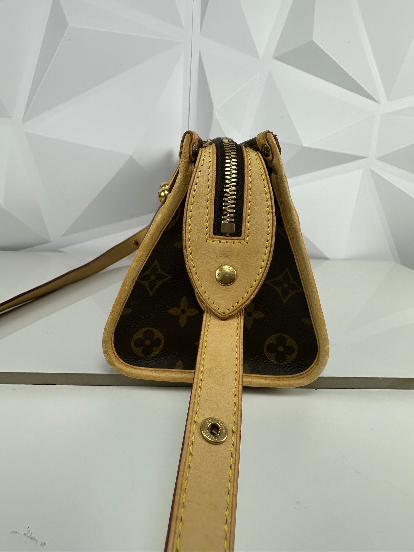 Pre-owned LOUIS VUITTON Popincourt Monogram Canvas with Strap and Dust Bag