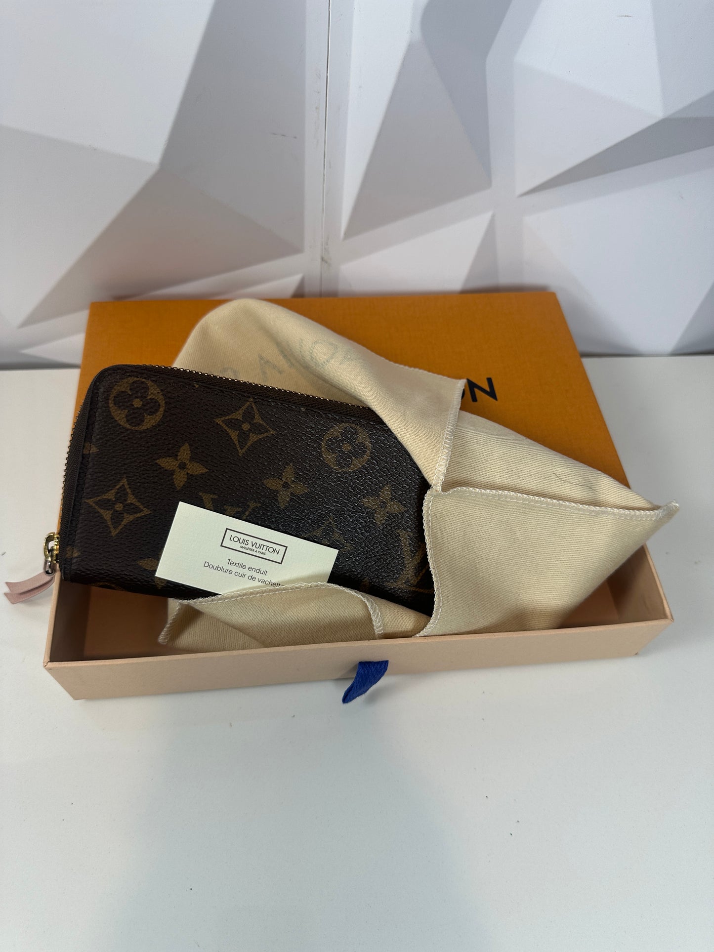 Pre-owned LOUIS VUITTON Clemence Rose Ballerine Portefeuille Monogram Canvas