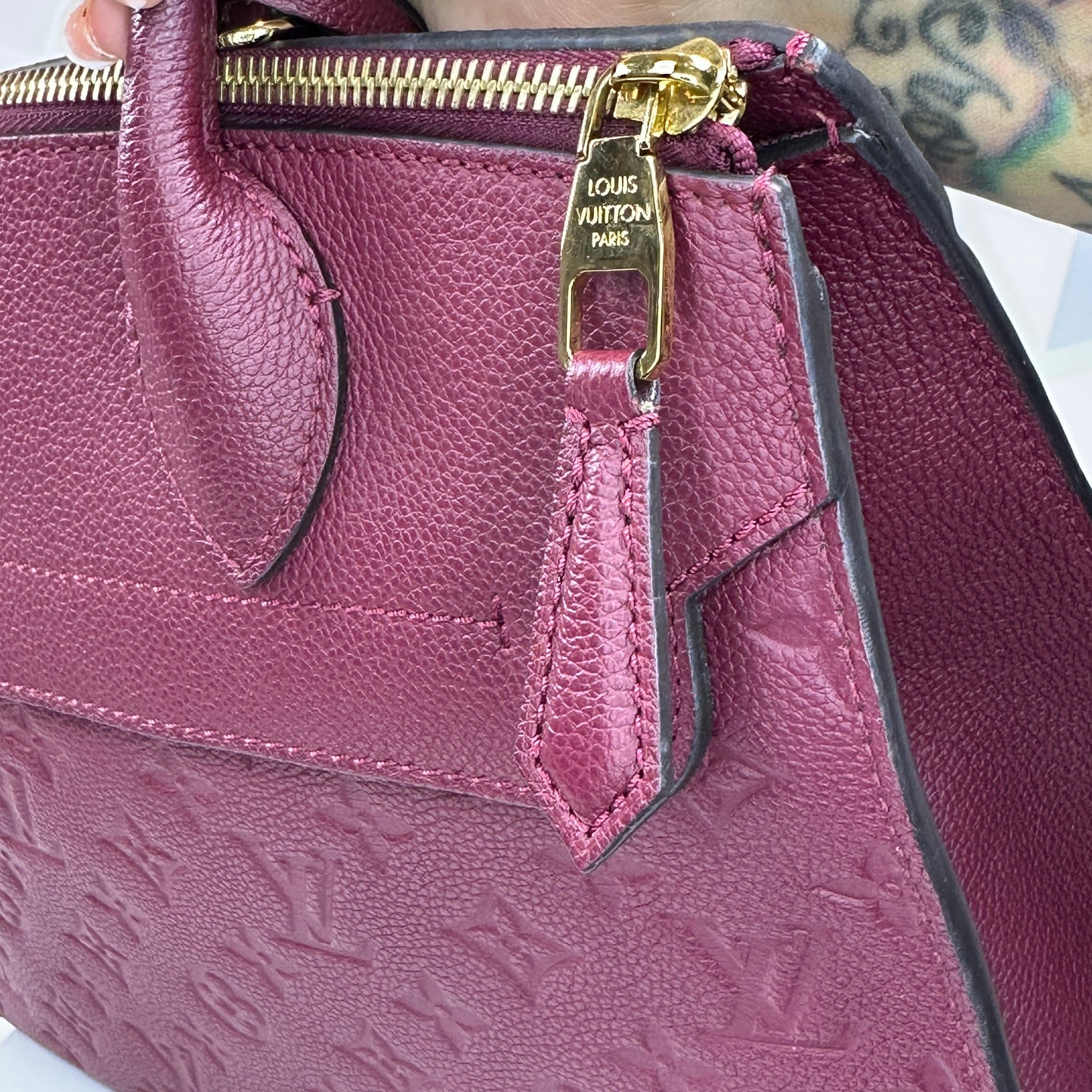 PRE-OWNED LOUIS VUITTON Pont Neuf Monogram Empreinte MM Burgundy _ 169