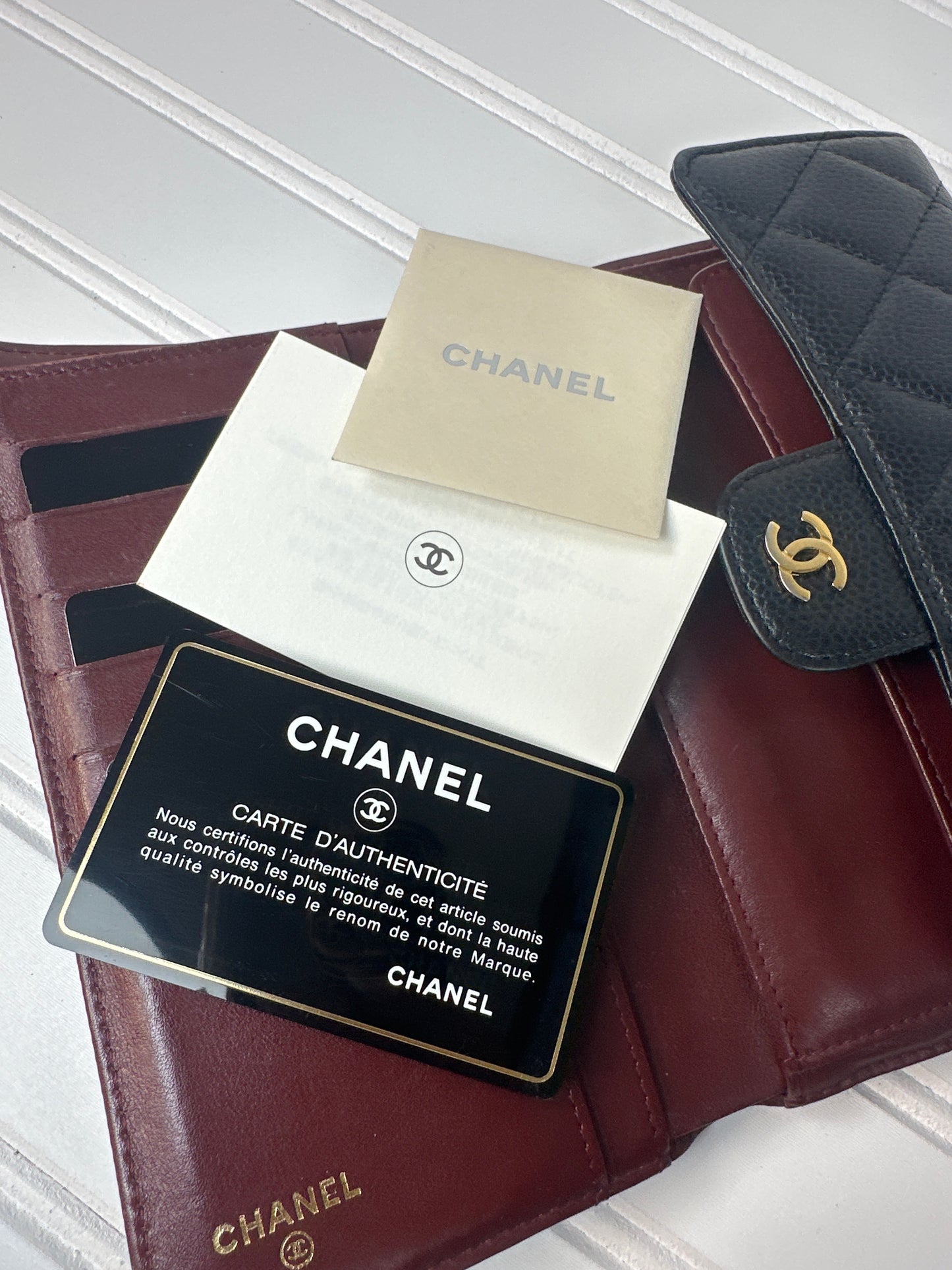 Pre-owned CHANEL Caviar Skin Long Wallet with Coco Mark in Black