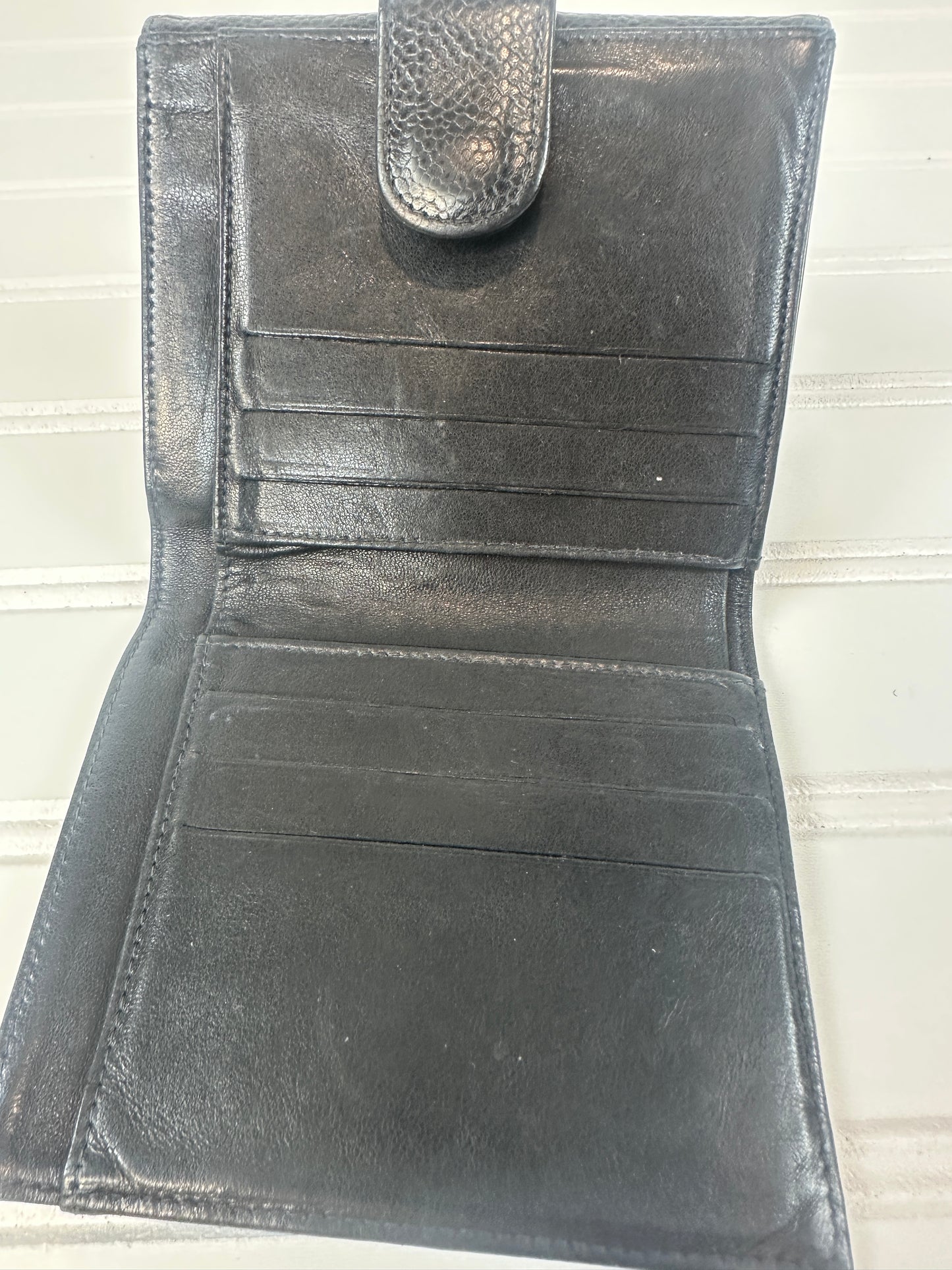 Pre-owned CHANEL Bifold Wallet Black Caviar with Coco Brand _200-4