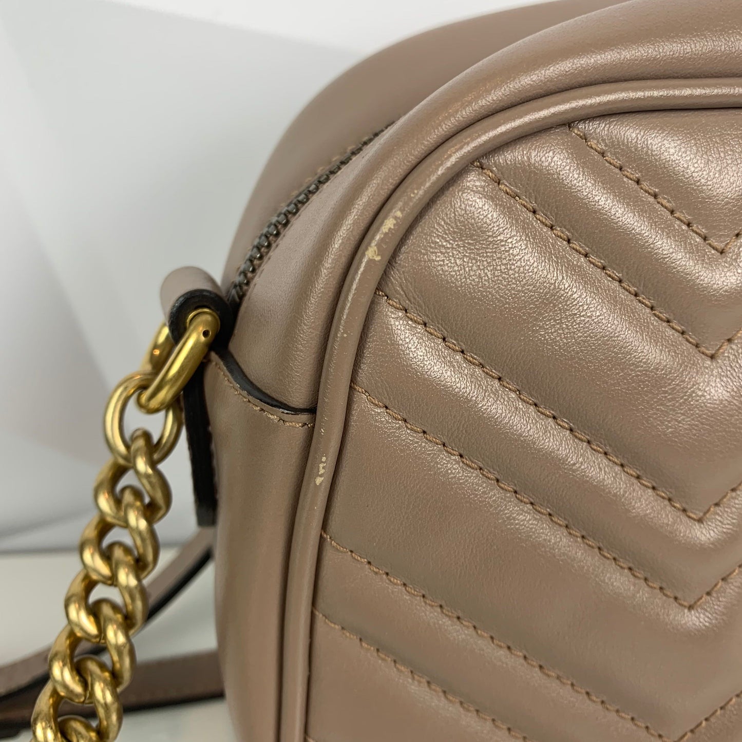 Pre-owned GUCCI Marmont beige leather with box and dustbag