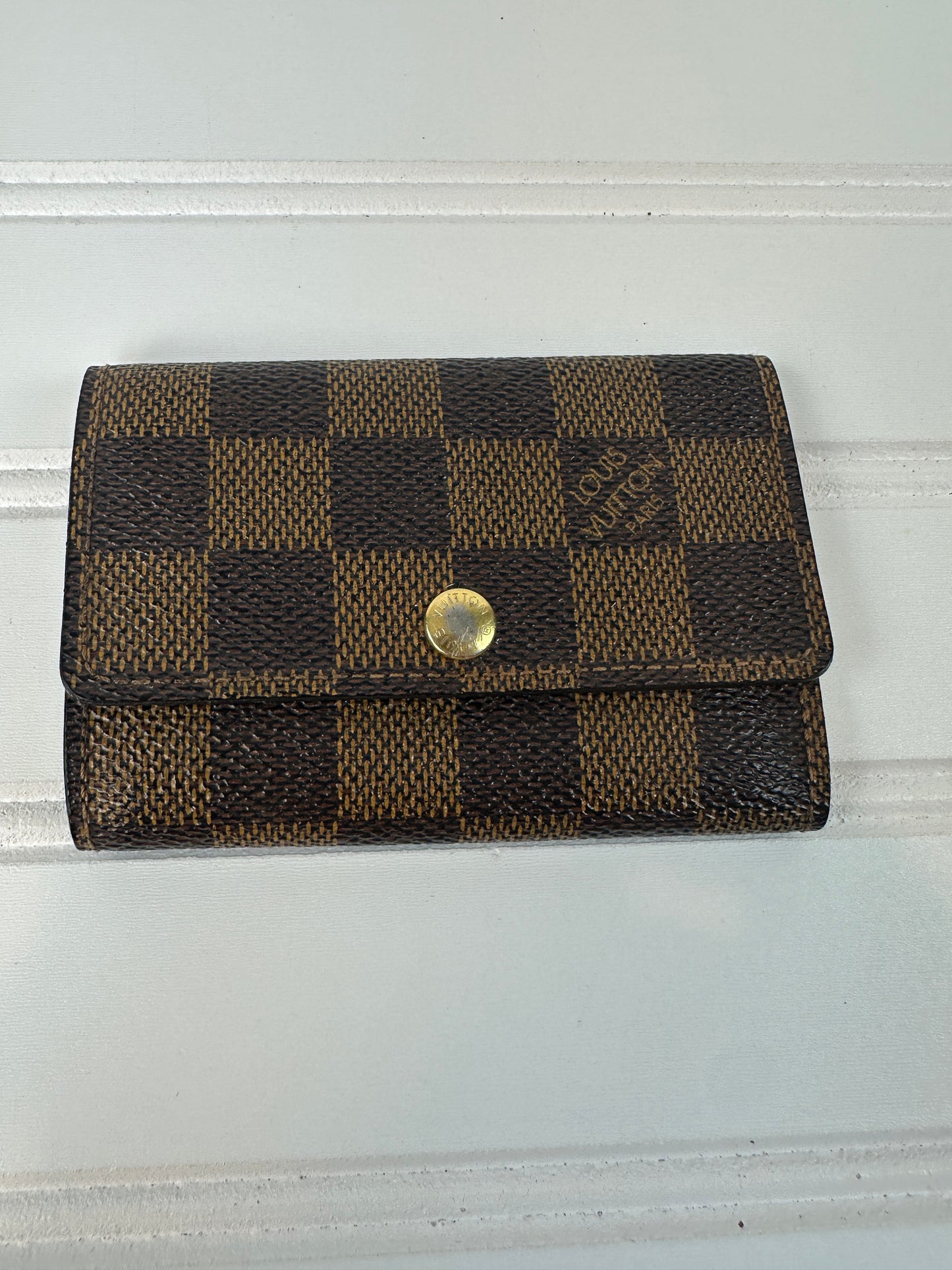 Pre-owned LOUIS VUITTON 6 Key Holder in Damier Ebene Canvas _203-1