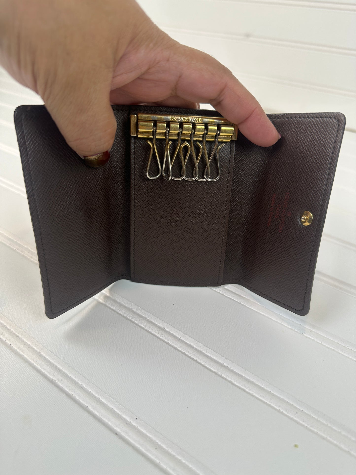 Pre-owned LOUIS VUITTON 6 Key Holder in Damier Ebene Canvas _203-1