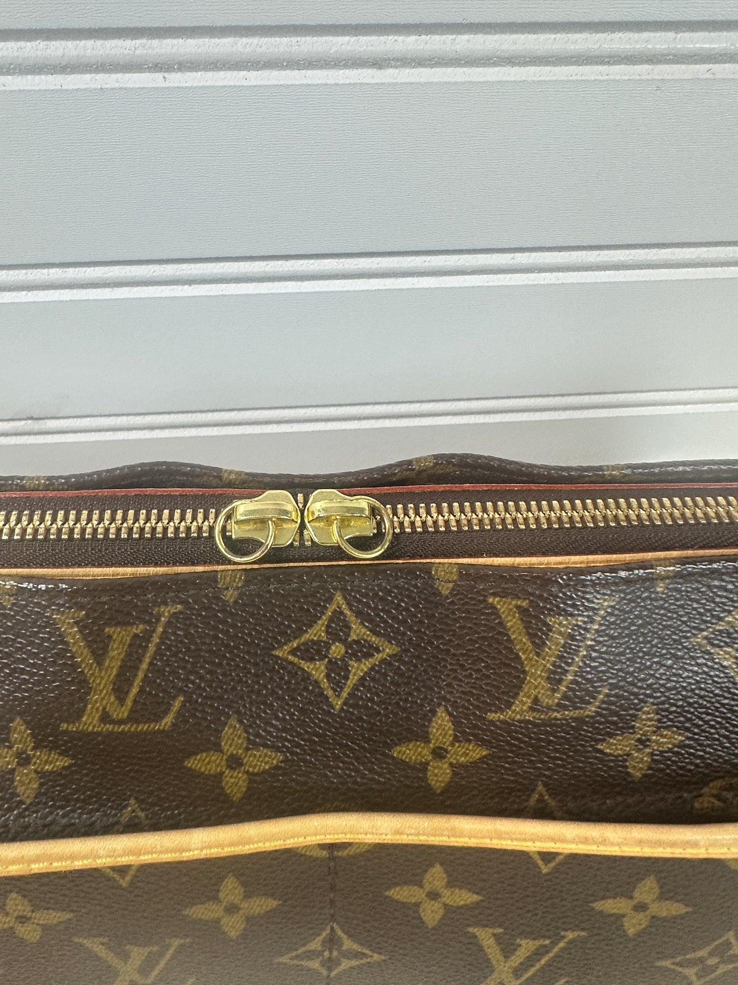 Pre-owned LOUIS VUITTON Popincourt Monogram Canvas with Strap and Dust Bag