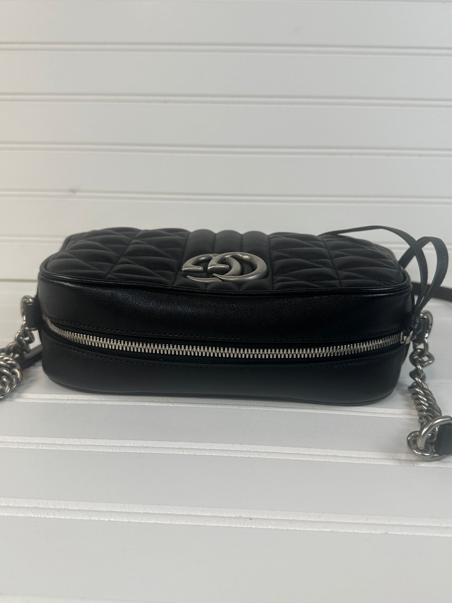 Pre-owned GUCCI Marmont Black Leather with Silver Logo _215