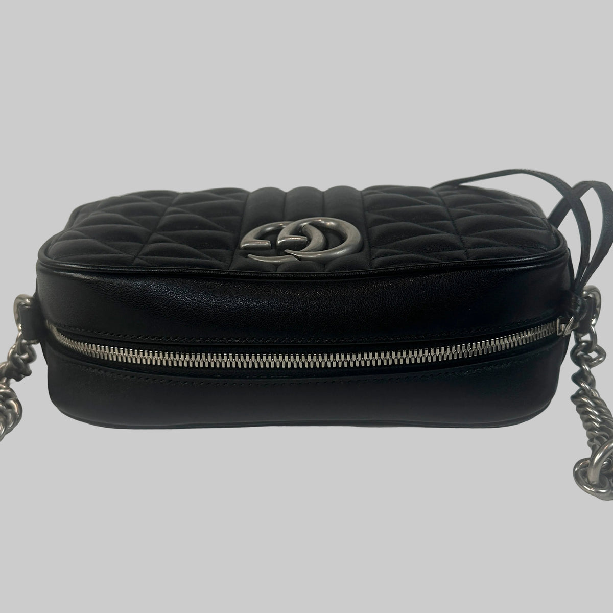 PRE-OWNED GUCCI Marmont Black Leather Silver Logo