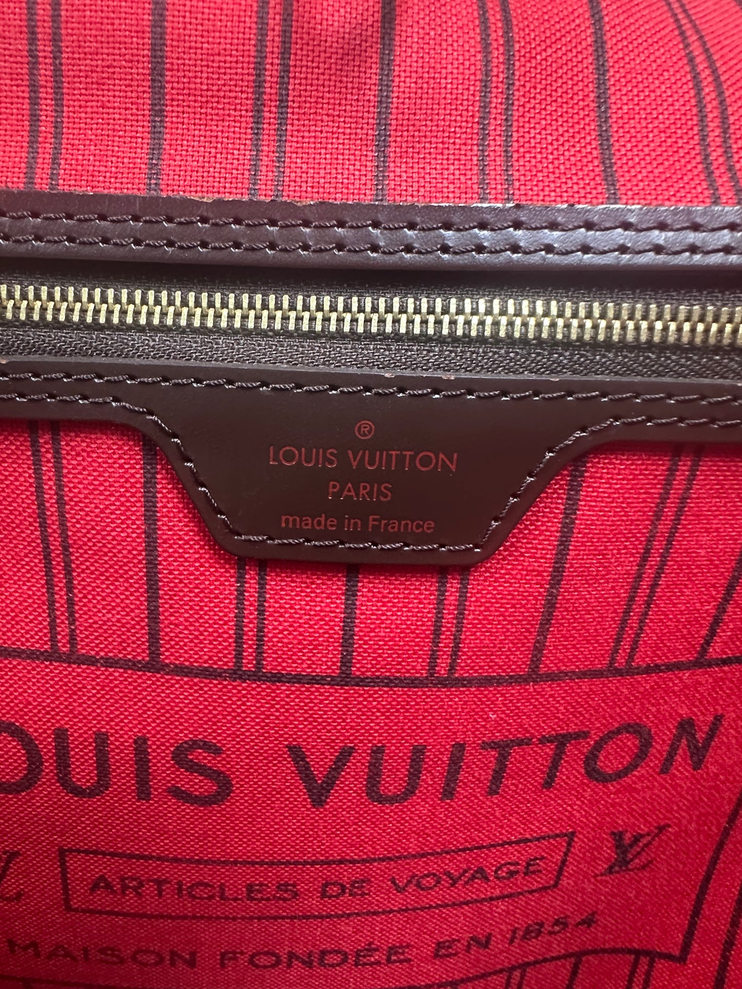 Pre-owned LOUIS VUITTON Neverfull MM in Damier Ebene canvas with red interior_218