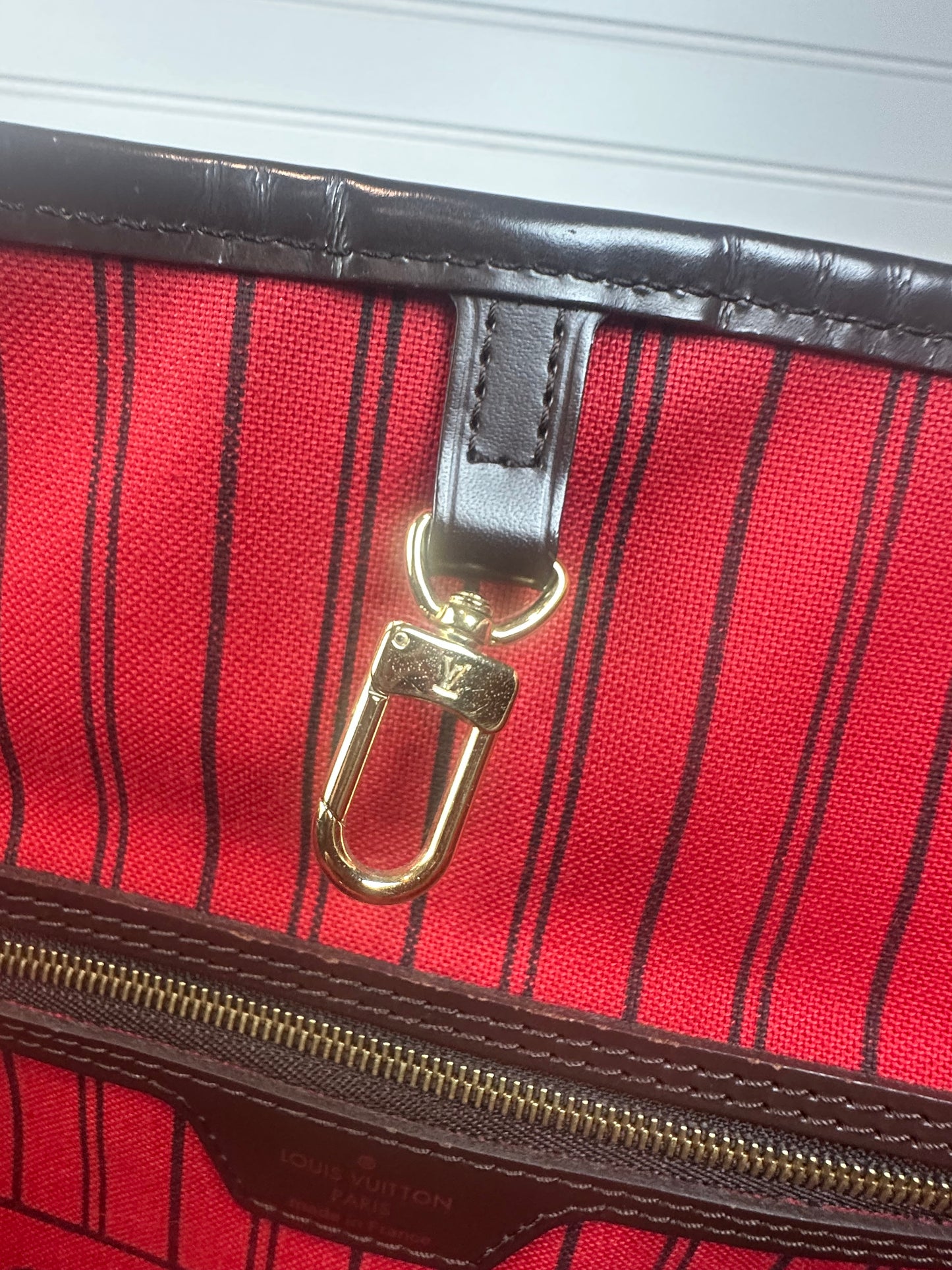 Pre-owned LOUIS VUITTON Neverfull MM in Damier Ebene canvas with red interior_218