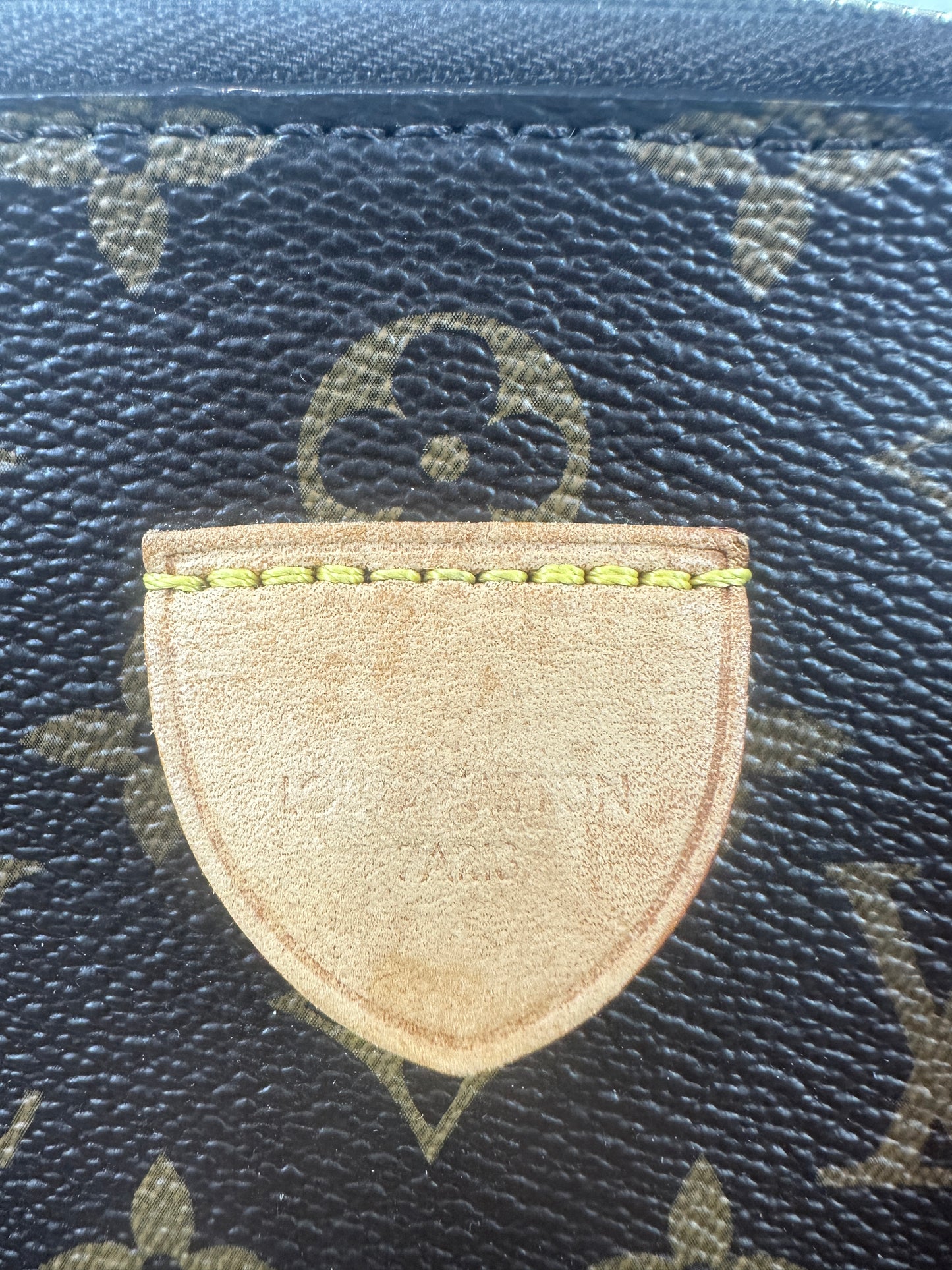 Pre-owned LOUIS VUITTON PM Rivoli Tote _225