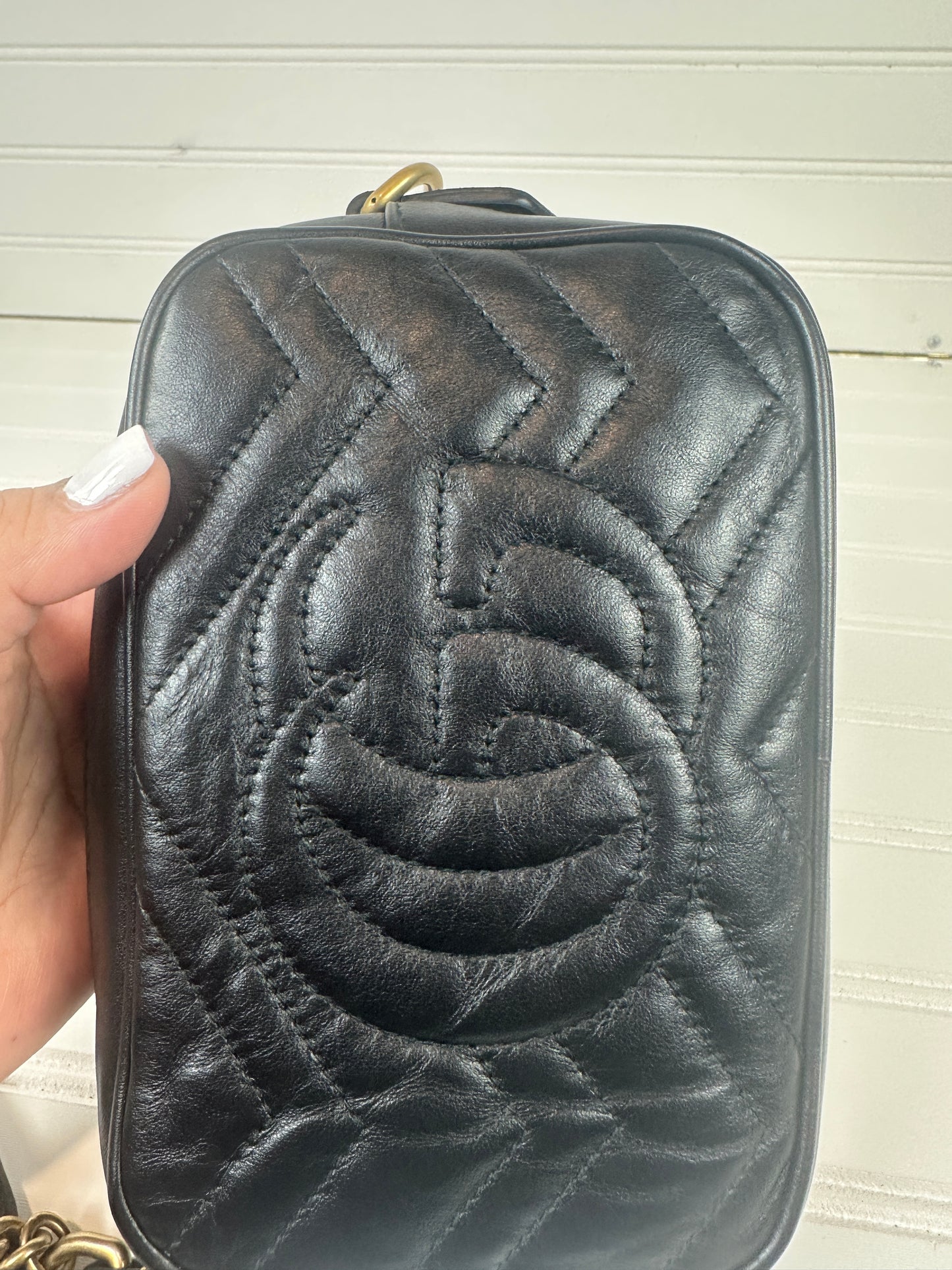 Pre-owned GUCCI GG Marmont camera bag in Black matelassé _ 226