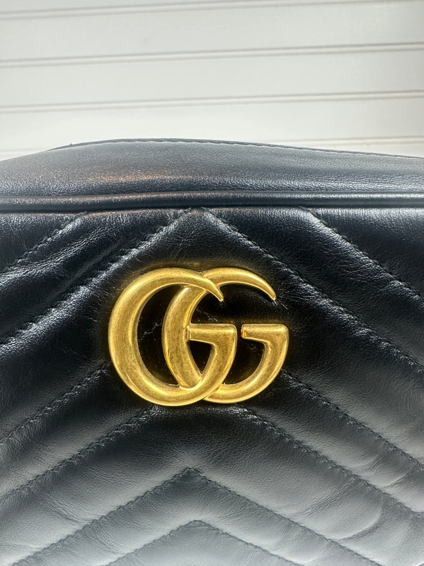 Pre-owned GUCCI GG Marmont camera bag in Black matelassé _ 226