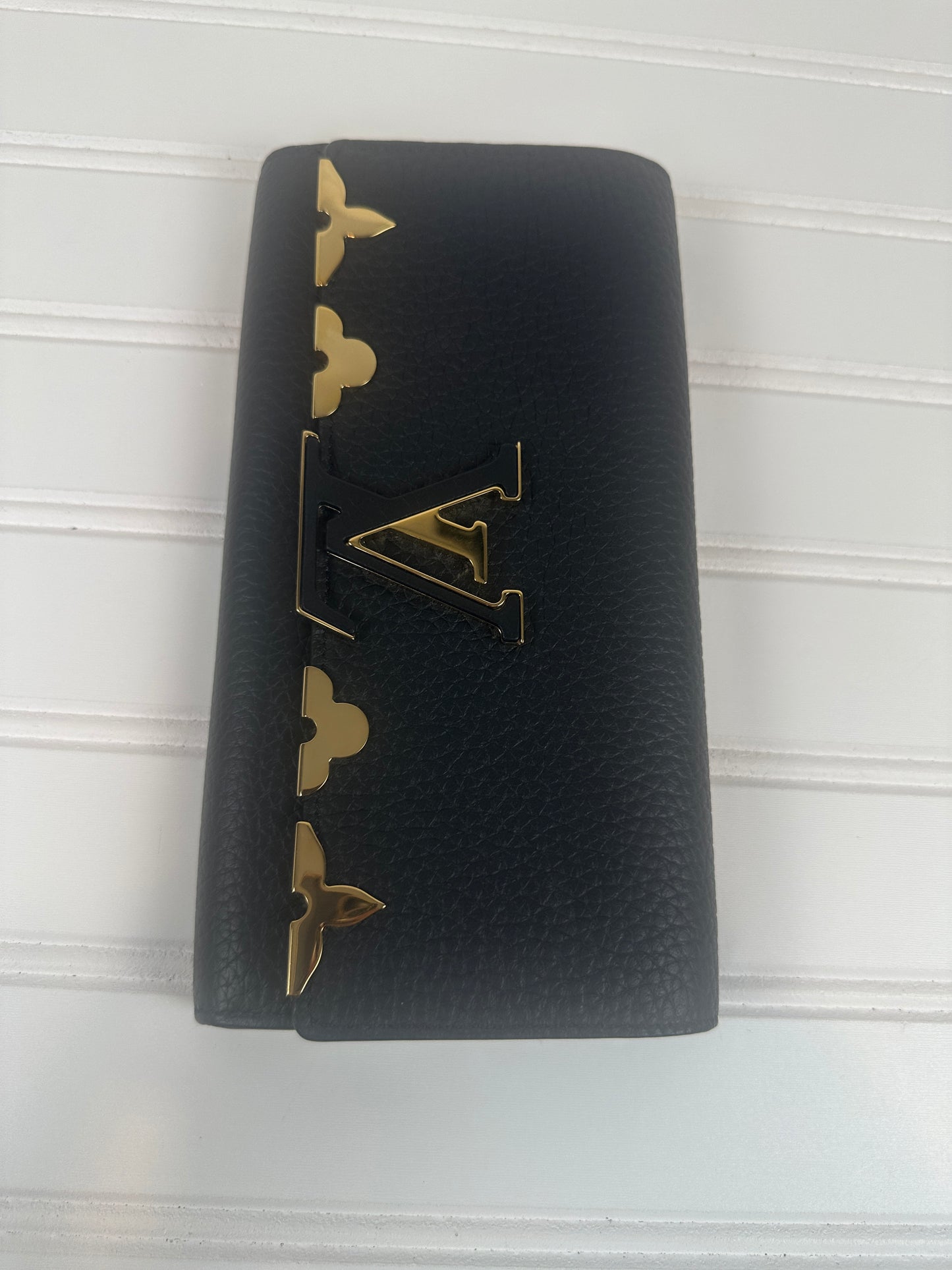 Pre-owned LOUIS VUITTON Capucines Compact Wallet Black _236
