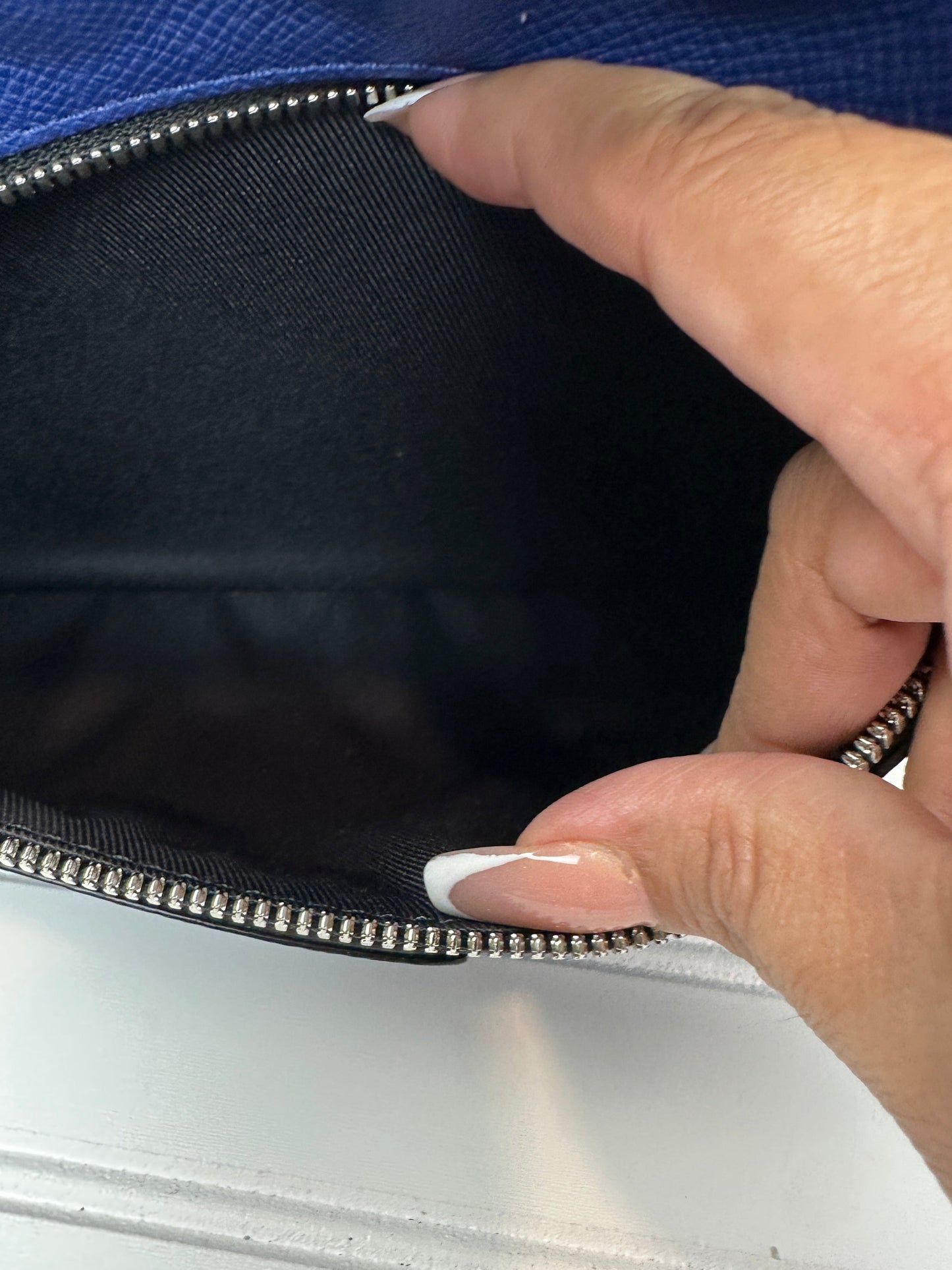 Pre-owned LOUIS VUITTON Outdoor Blue Messenger PM Monogram Canvas _ 247