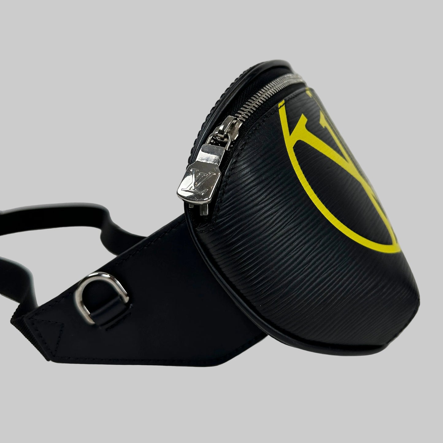 PRE-OWNED LOUIS VUITTON LV Circle Black and Yellow BumBag Epi Leather _248