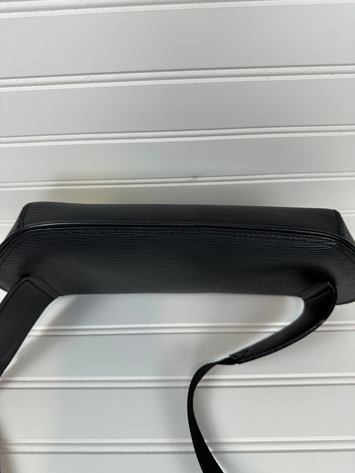 Pre-owned LOUIS VUITTON LV Circle Black and Yellow BumBag Epi Leather_ 248