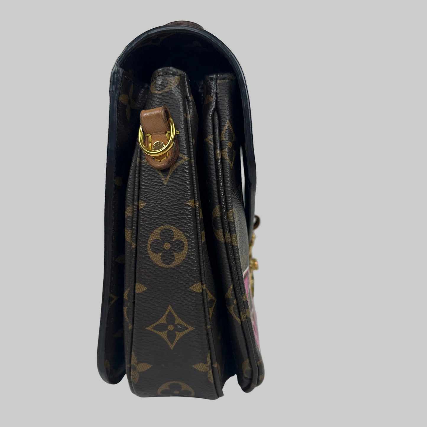 PRE-OWNED LOUIS VUITTON Patches Pochette Metis Monogram Canvas Limited Edition _ 244