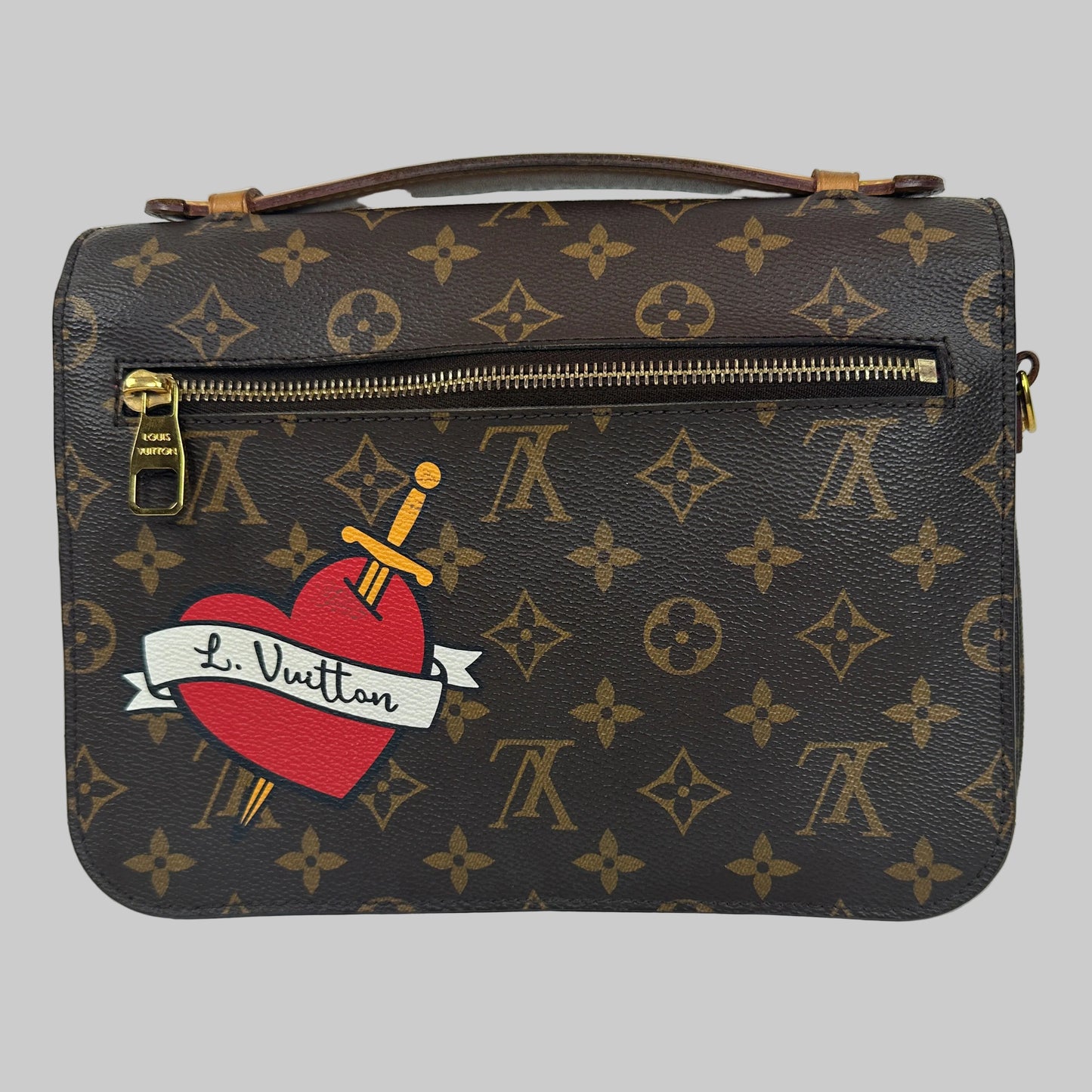 PRE-OWNED LOUIS VUITTON Patches Pochette Metis Monogram Canvas Limited Edition _ 244