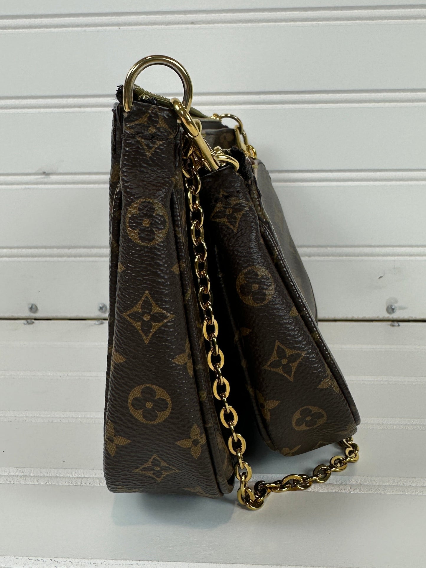 Pre-owned LOUIS VUITTON Multi Pochette Accessoires Monogram Canvas Pink strap _ 243