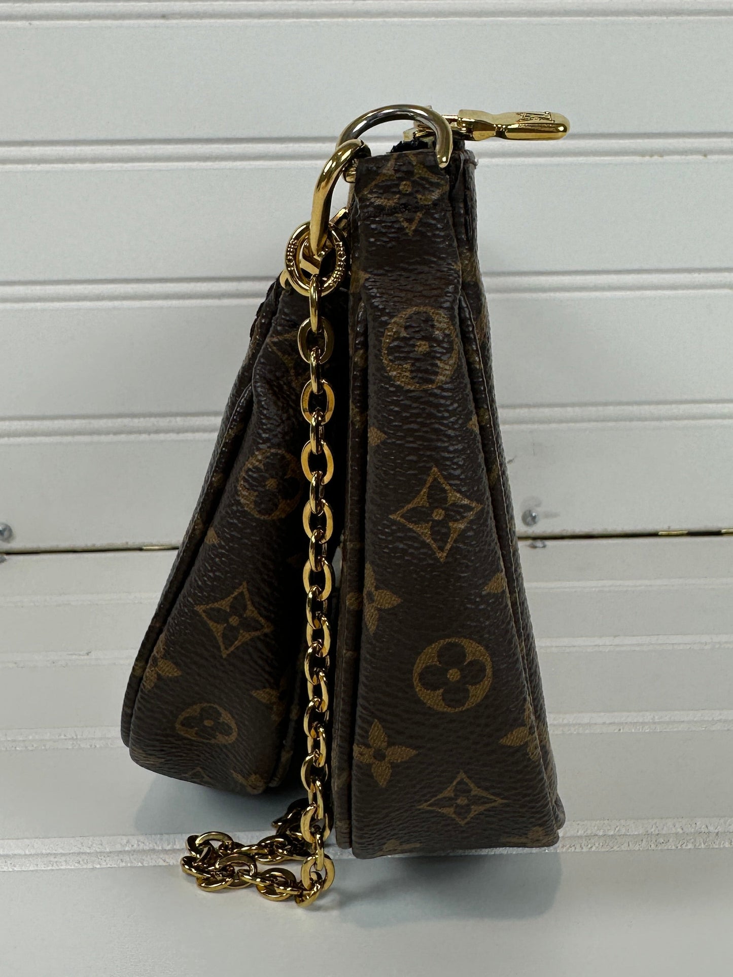 Pre-owned LOUIS VUITTON Multi Pochette Accessoires Monogram Canvas Pink strap _ 243