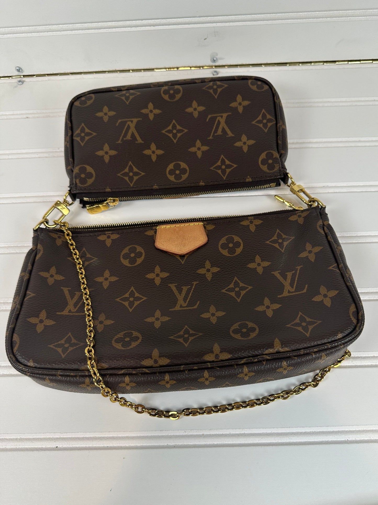 Pre-owned LOUIS VUITTON Multi Pochette Accessoires Monogram Canvas Pink strap _ 243