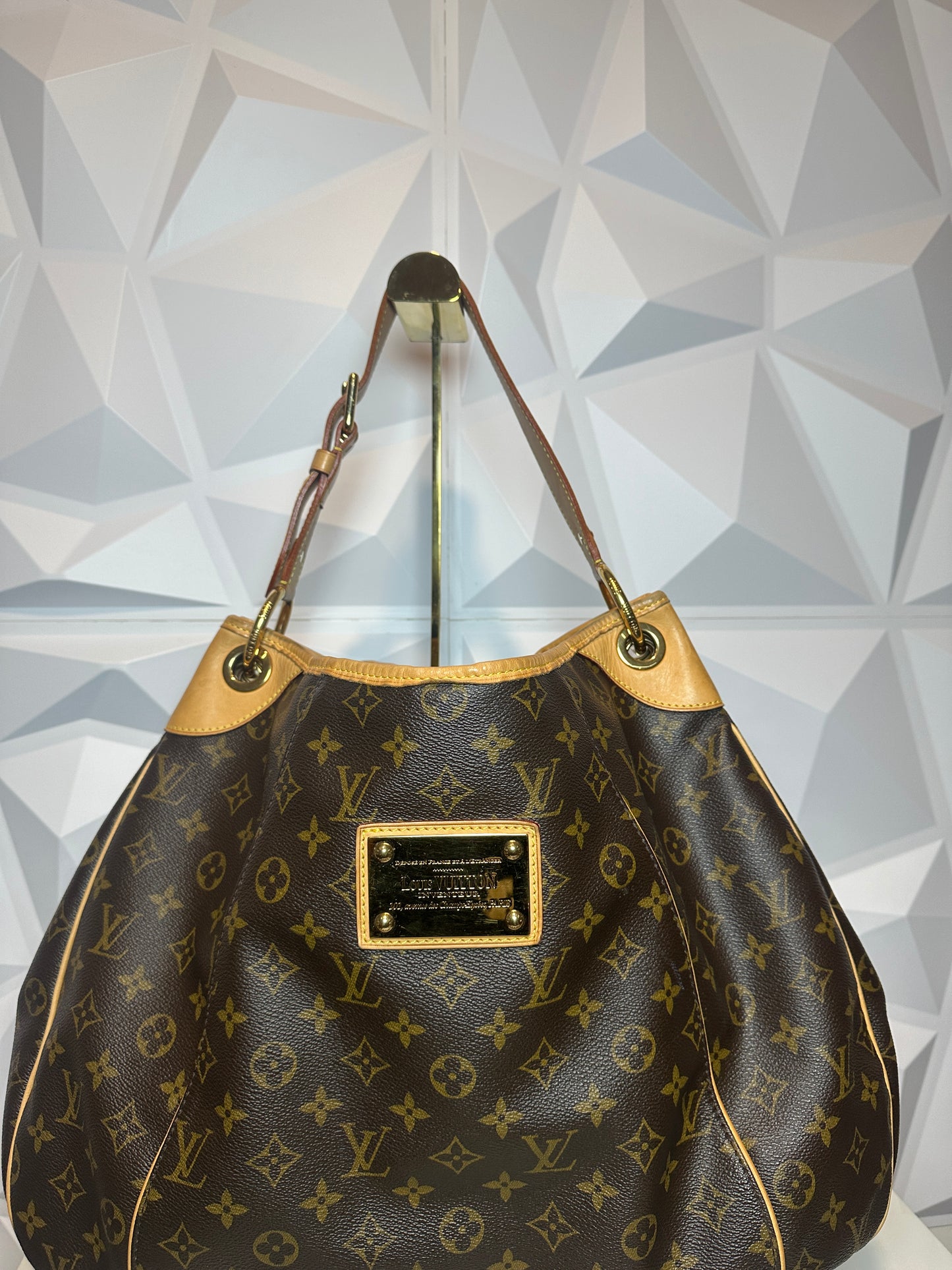 Pre-owned LOUIS VUITTON Galliera Monogram