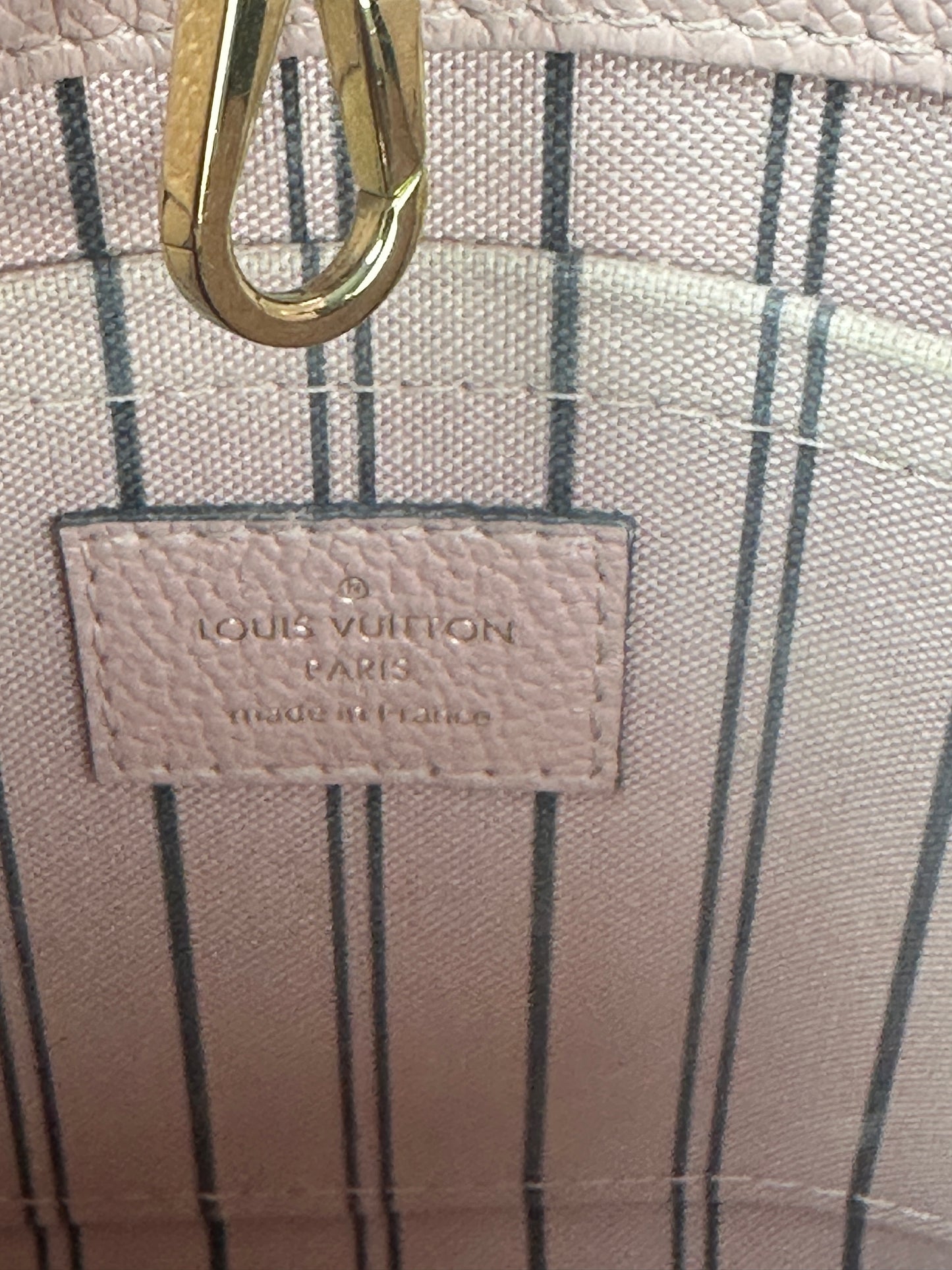 Pre owned LOUIS VUITTON Montaigne BB Monogram Empreinte Rose Poodle