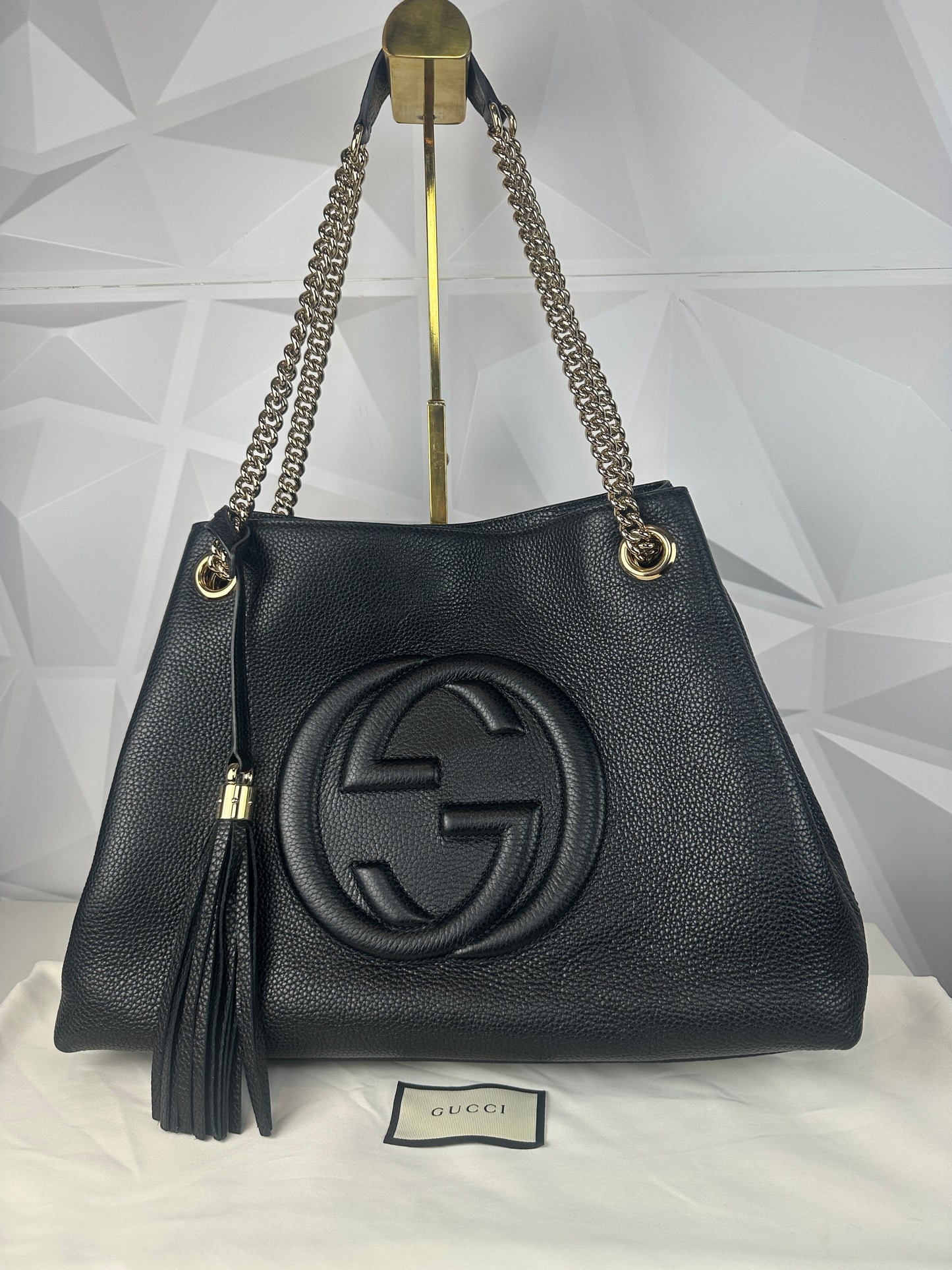 Pre owned GUCCI Soho interlocking Chain Tote Black Leather