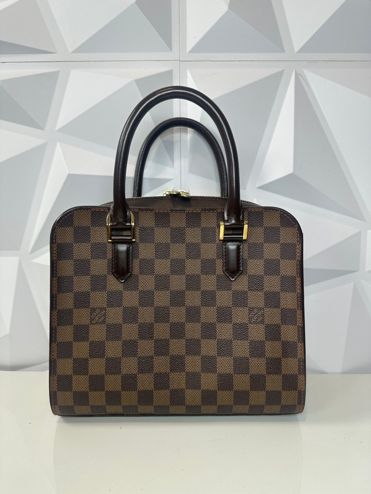 Pre-owned LOUIS VUITTON Triana Damier Ebene with box and storage bag