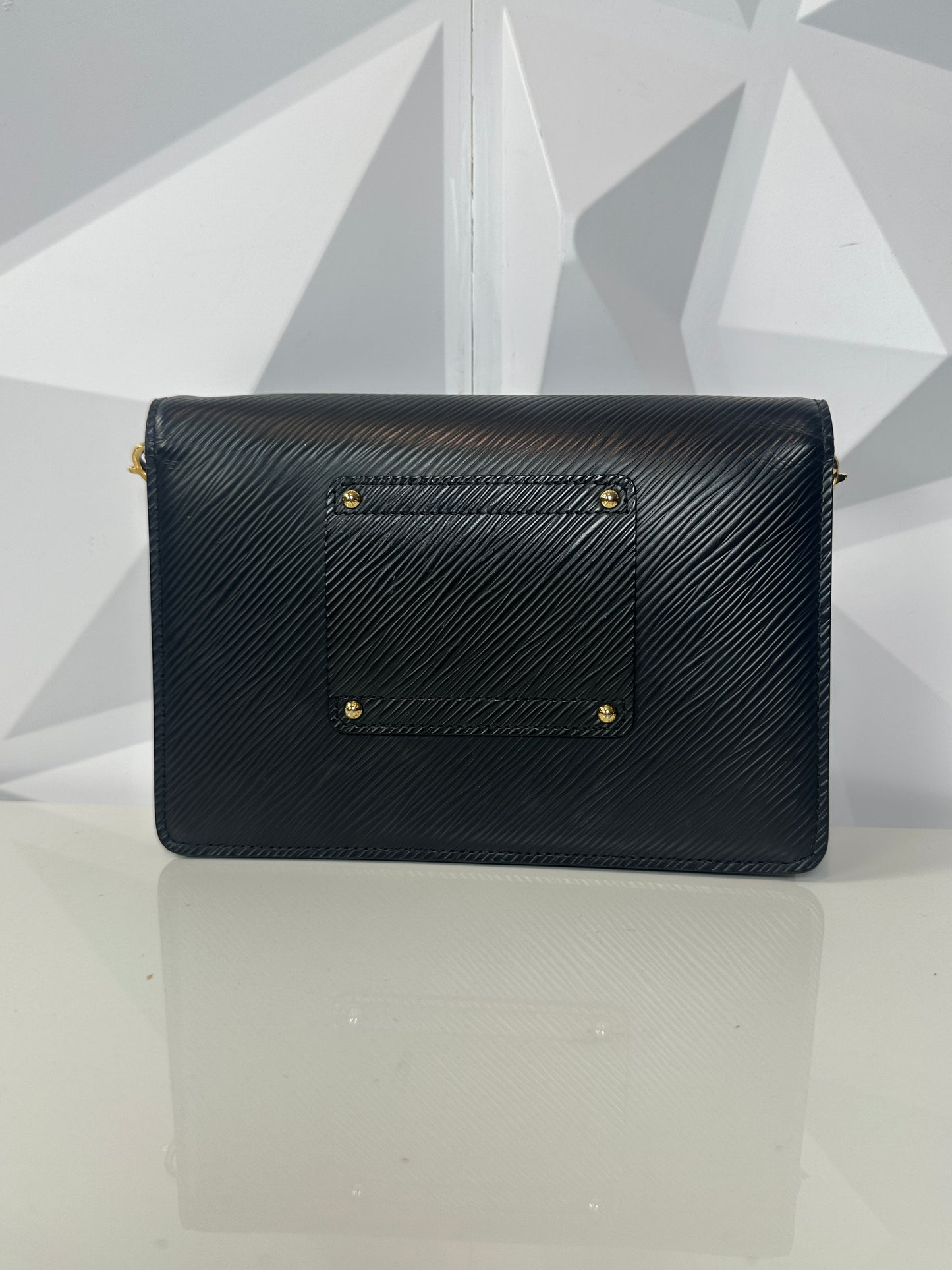 Pre-owned LOUIS VUITTON Portefeuille Twist Belt Epi Leather Chain Wallet in Black