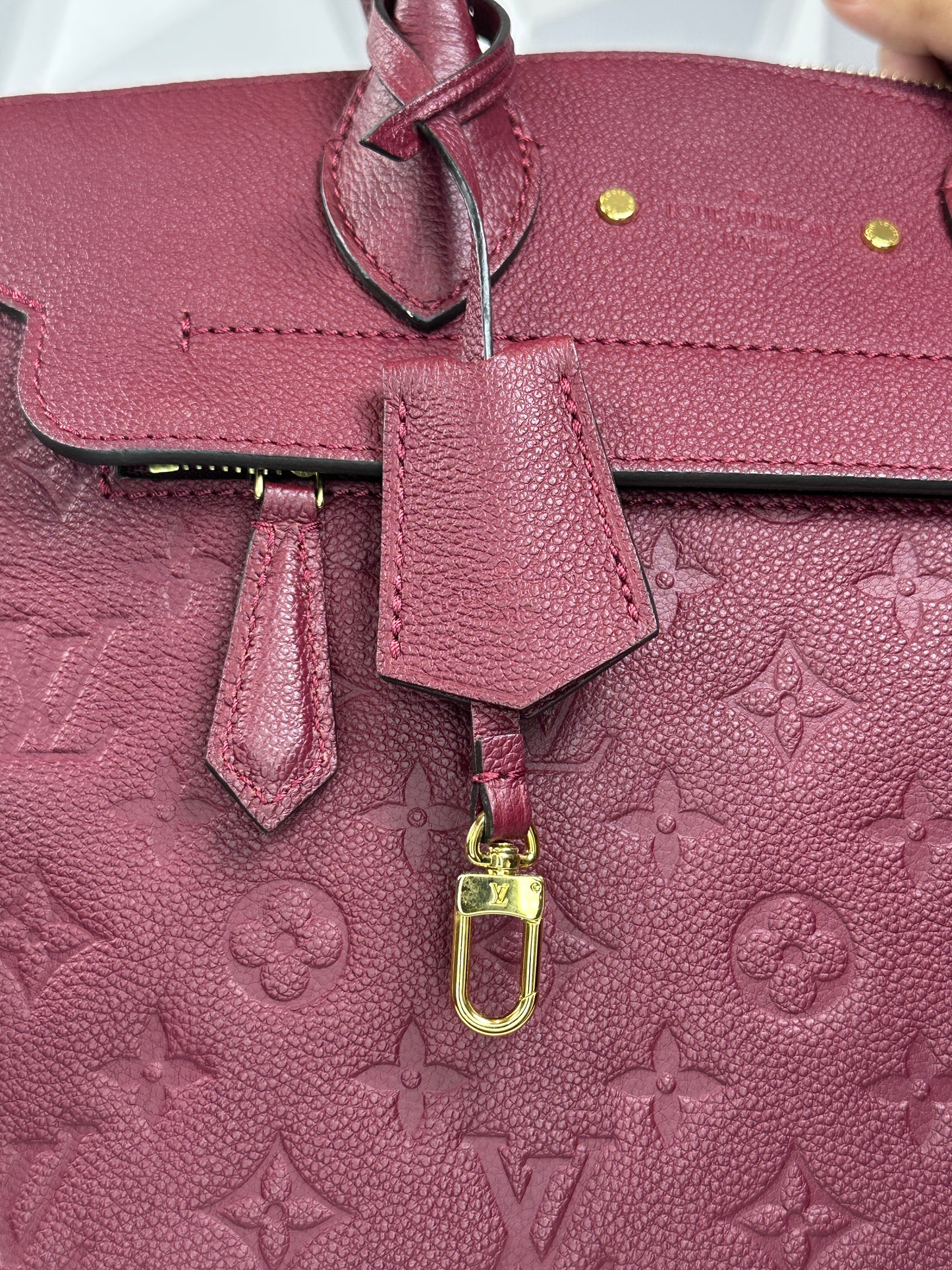 Pre-owned LOUIS VUITTON Pont Neuf Monogram Empreinte MM Burgundy