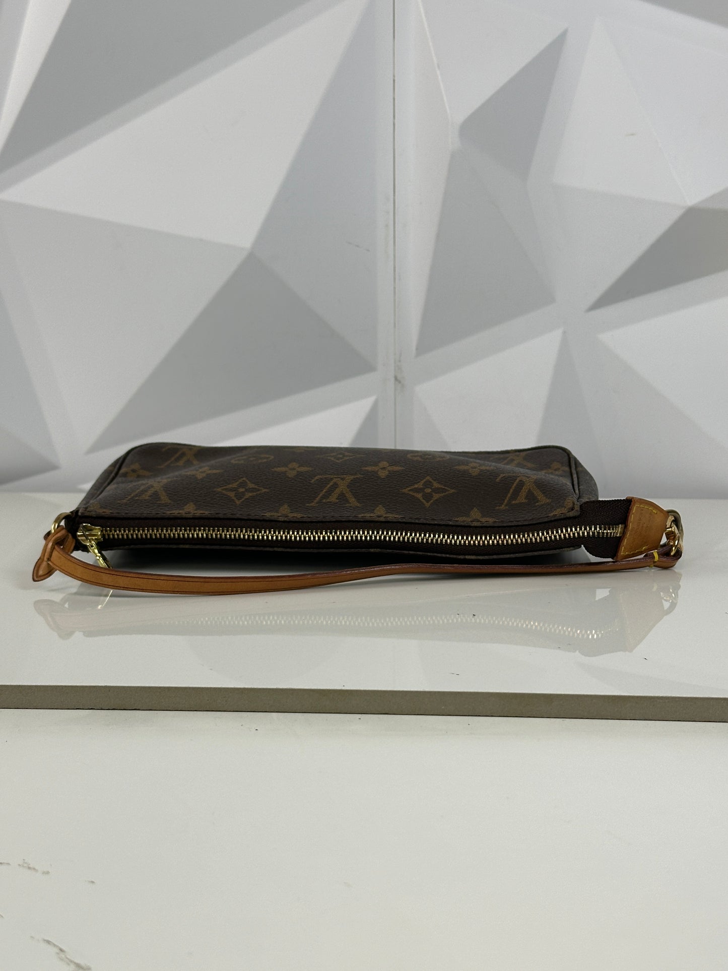 Pre-owned LOUIS VUITTON Pochette Monogram Accessoires