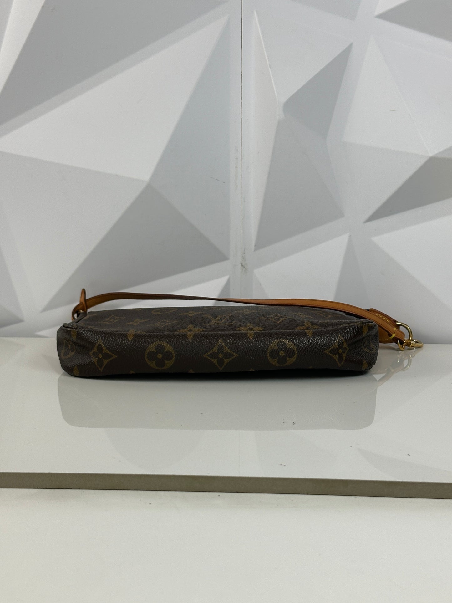 Pre-owned LOUIS VUITTON Pochette Monogram Accessoires