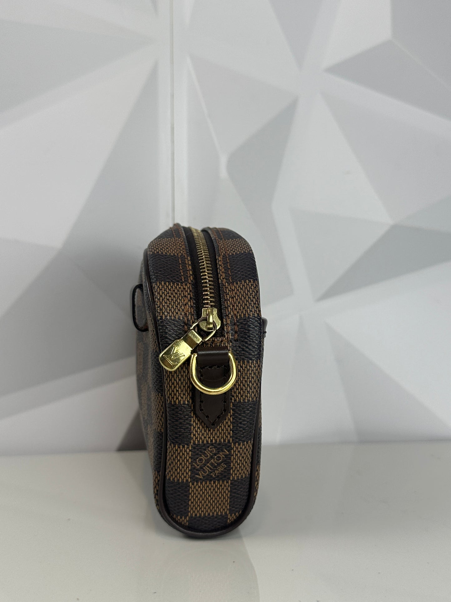 Pre-owned LOUIS VUITTON Ipanema Pochette PM in Damier Ebene Canvas