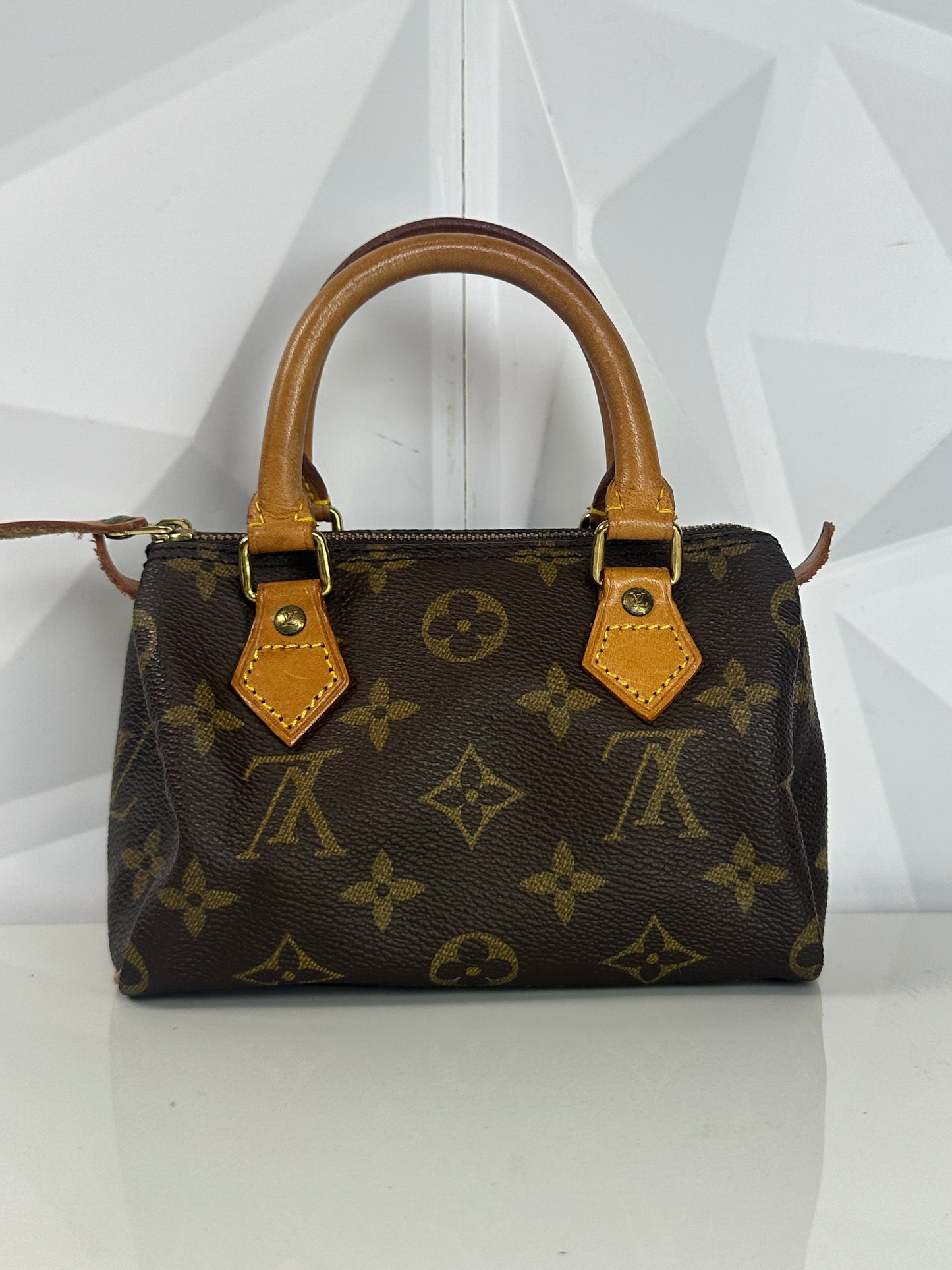 Pre-owned LOUIS VUITTON Nano Speedy in Monogram Canvas