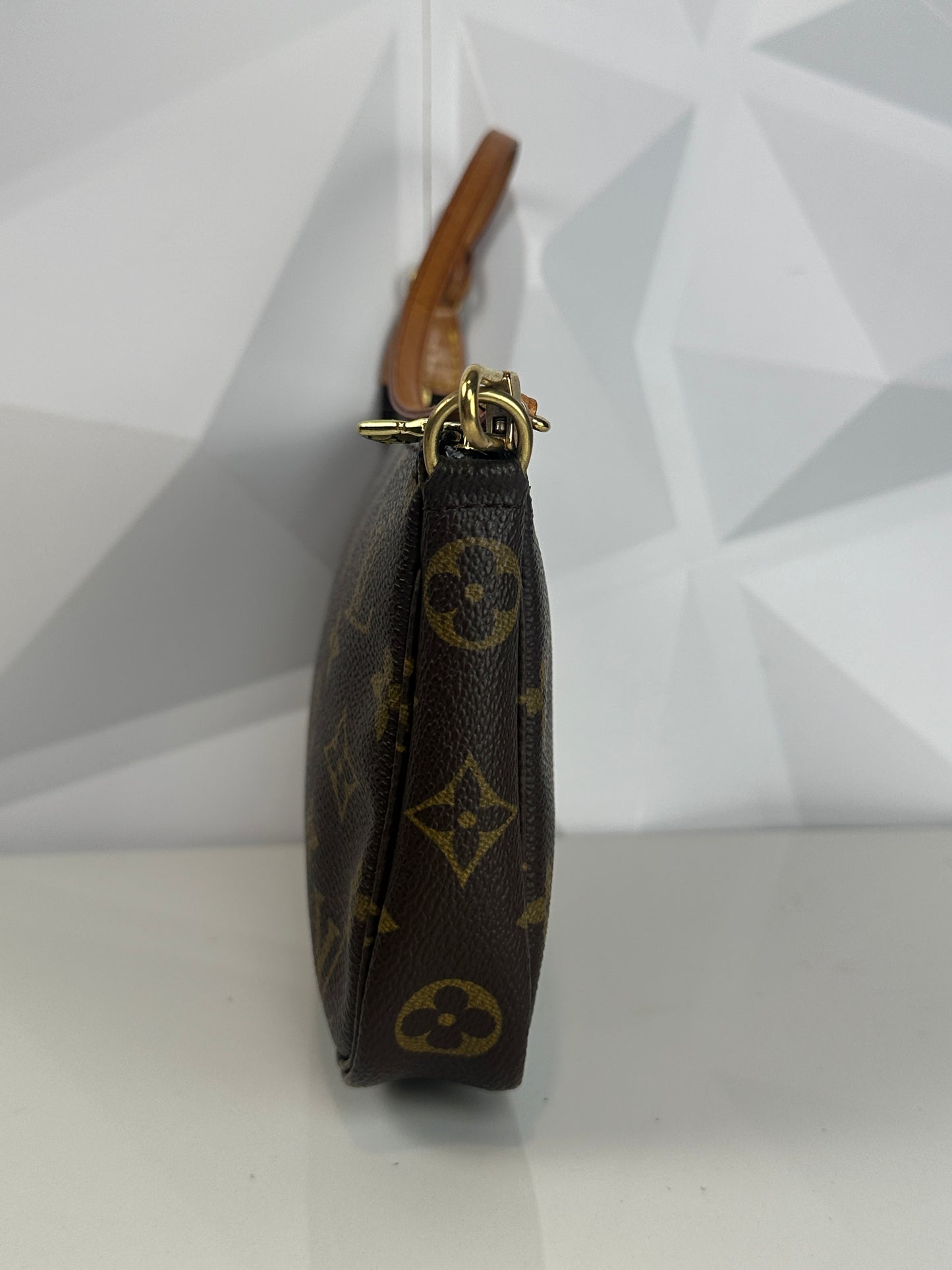 Pre-owned LOUIS VUITTON Pochette Accessoires in Monogram Canvas _178